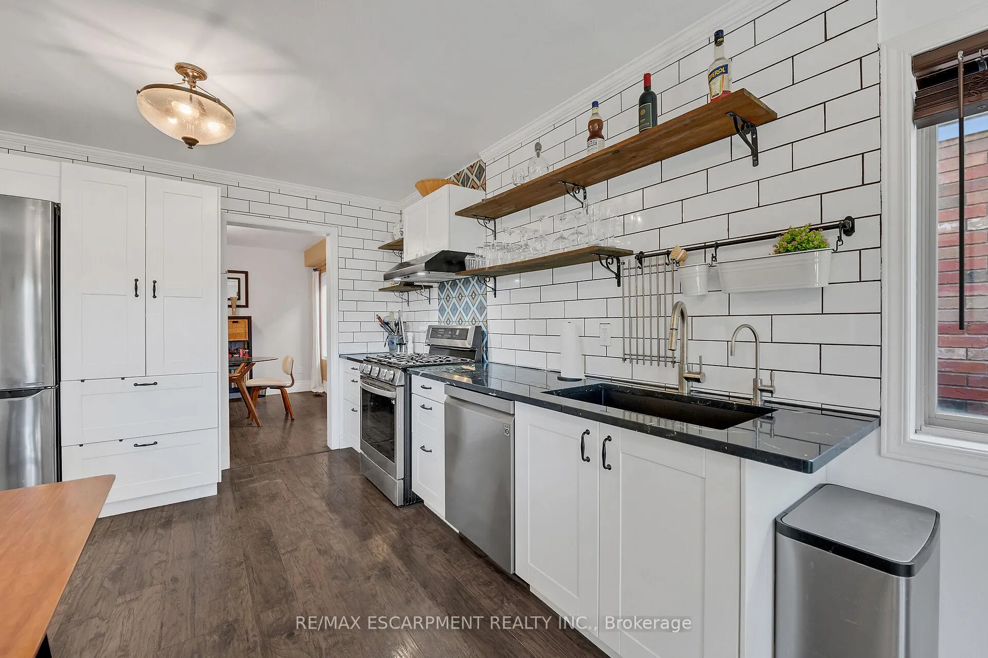 Photo 14 of 239 Hepburn Crescent, Hamilton, Mountview — HOMEH