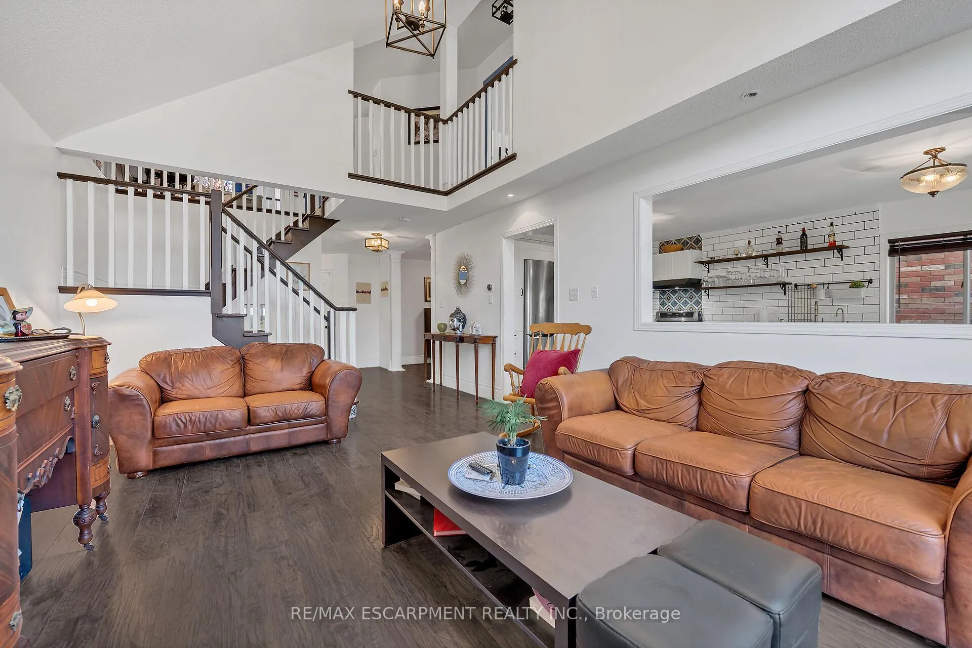 Photo 20 of 239 Hepburn Crescent, Hamilton, Mountview — HOMEH