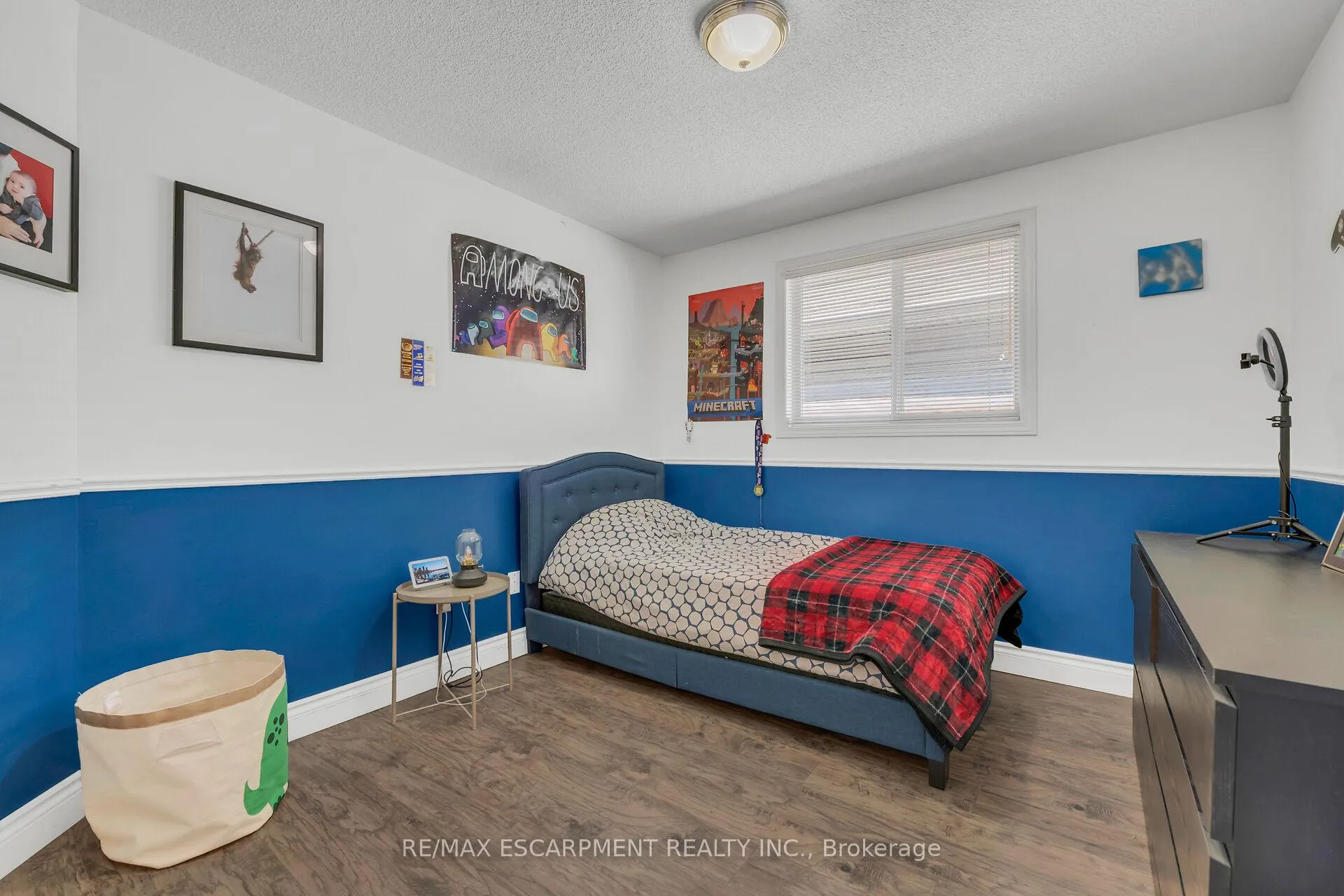 Photo 33 of 239 Hepburn Crescent, Hamilton, Mountview — HOMEH