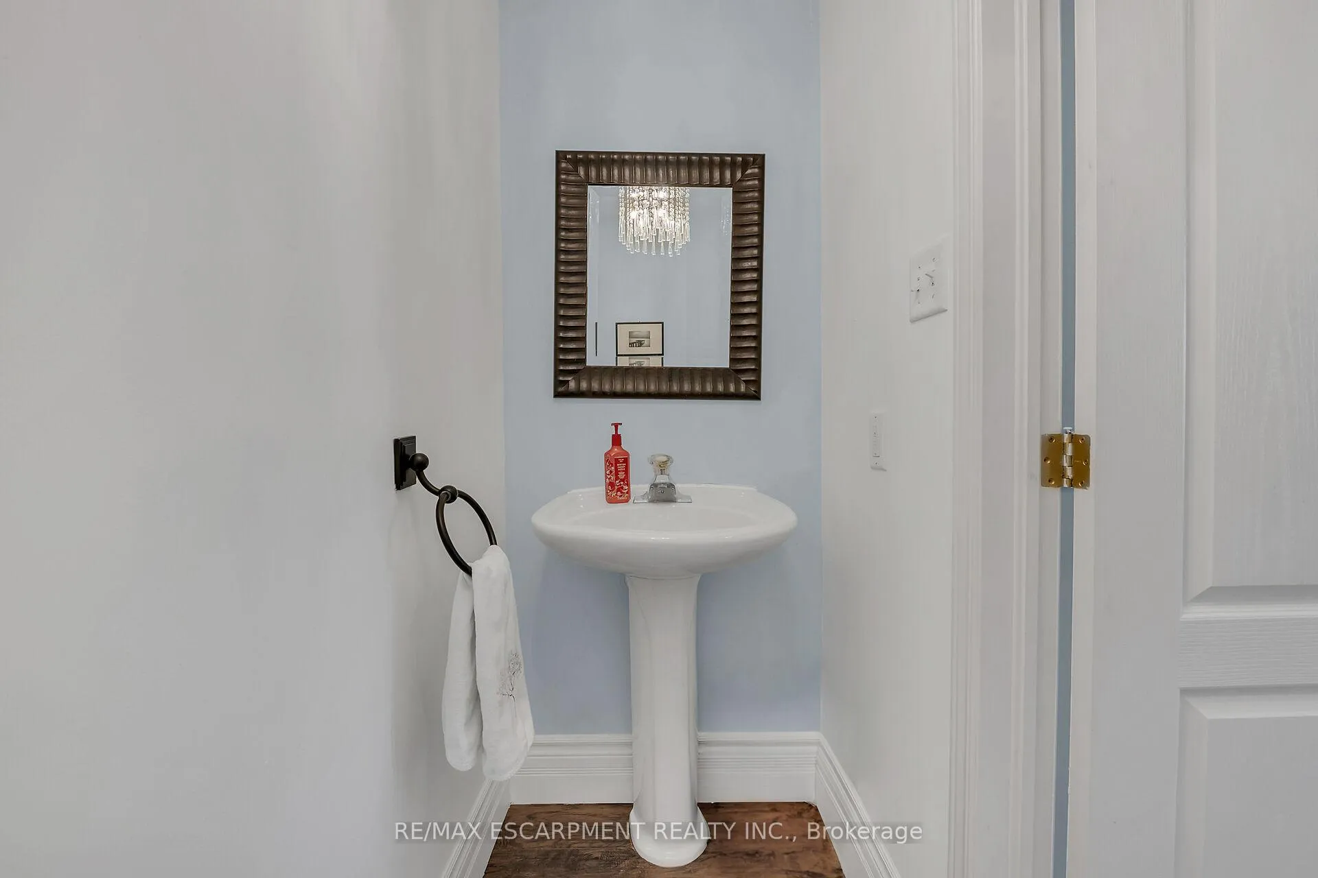 Photo 37 of 239 Hepburn Crescent, Hamilton, Mountview — HOMEH