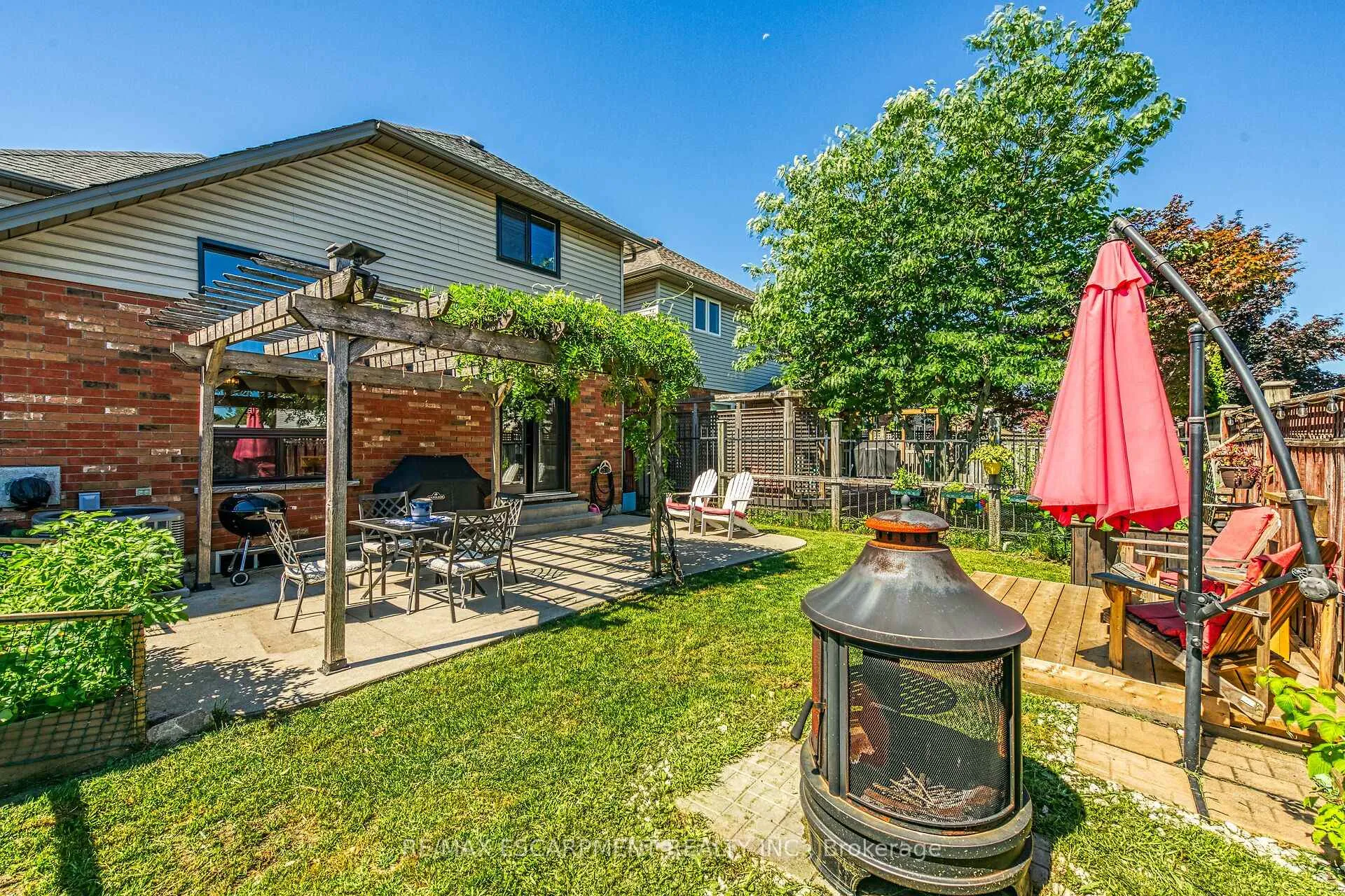 Photo 48 of 239 Hepburn Crescent, Hamilton, Mountview — HOMEH