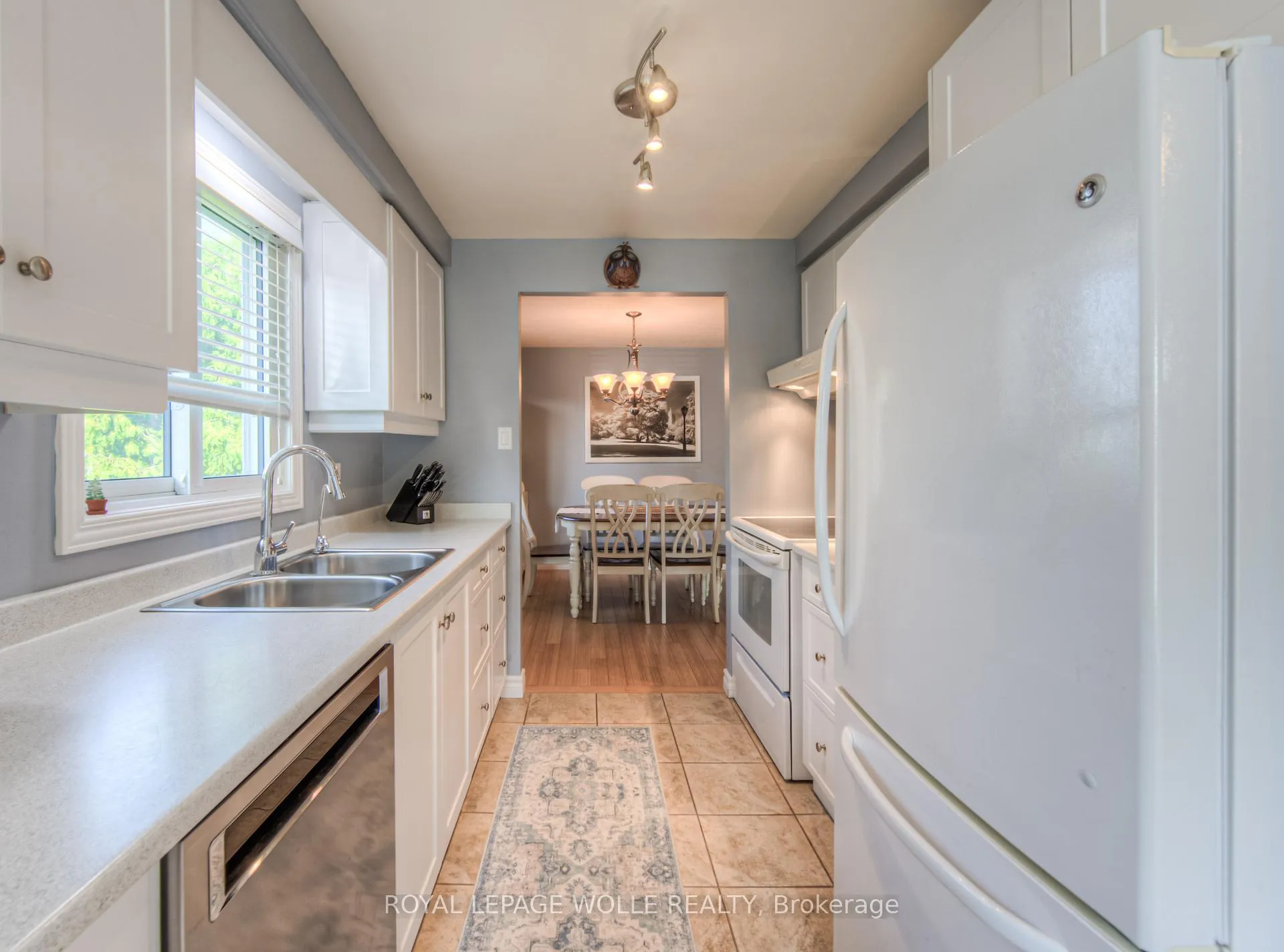 Photo 9 of 228 Haldane Court, Waterloo — HOMEH