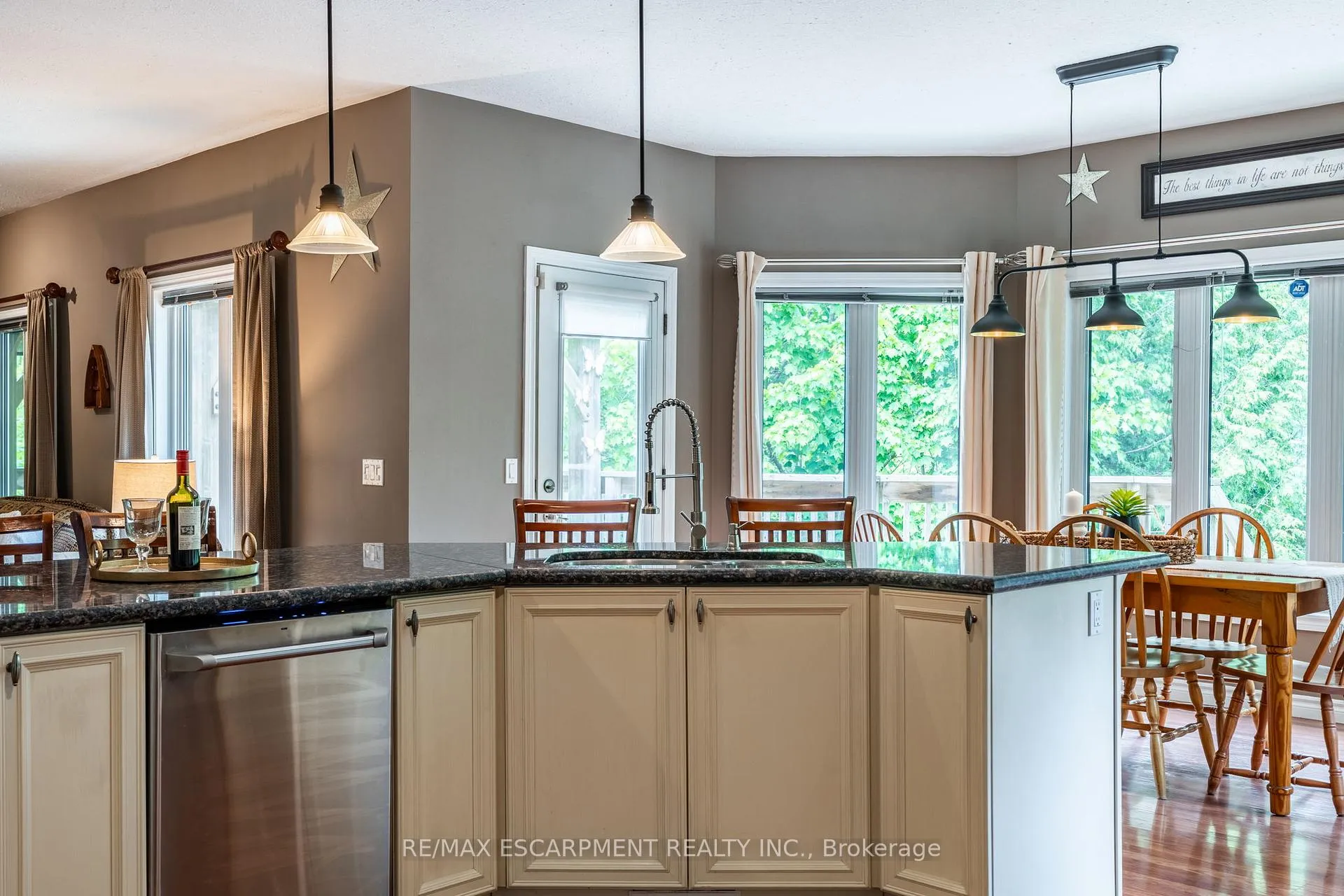 Photo 9 of 1323 8TH Concession Road W, Hamilton, Rural Flamborough — HOMEH