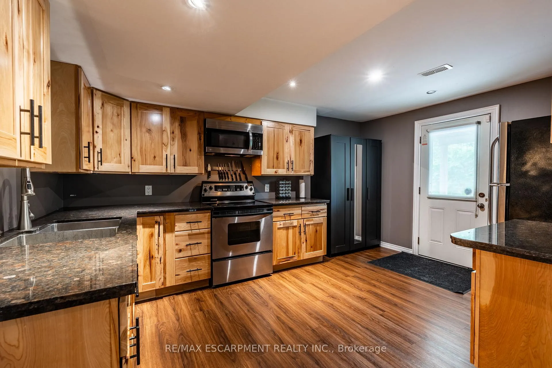 Photo 26 of 1323 8TH Concession Road W, Hamilton, Rural Flamborough — HOMEH