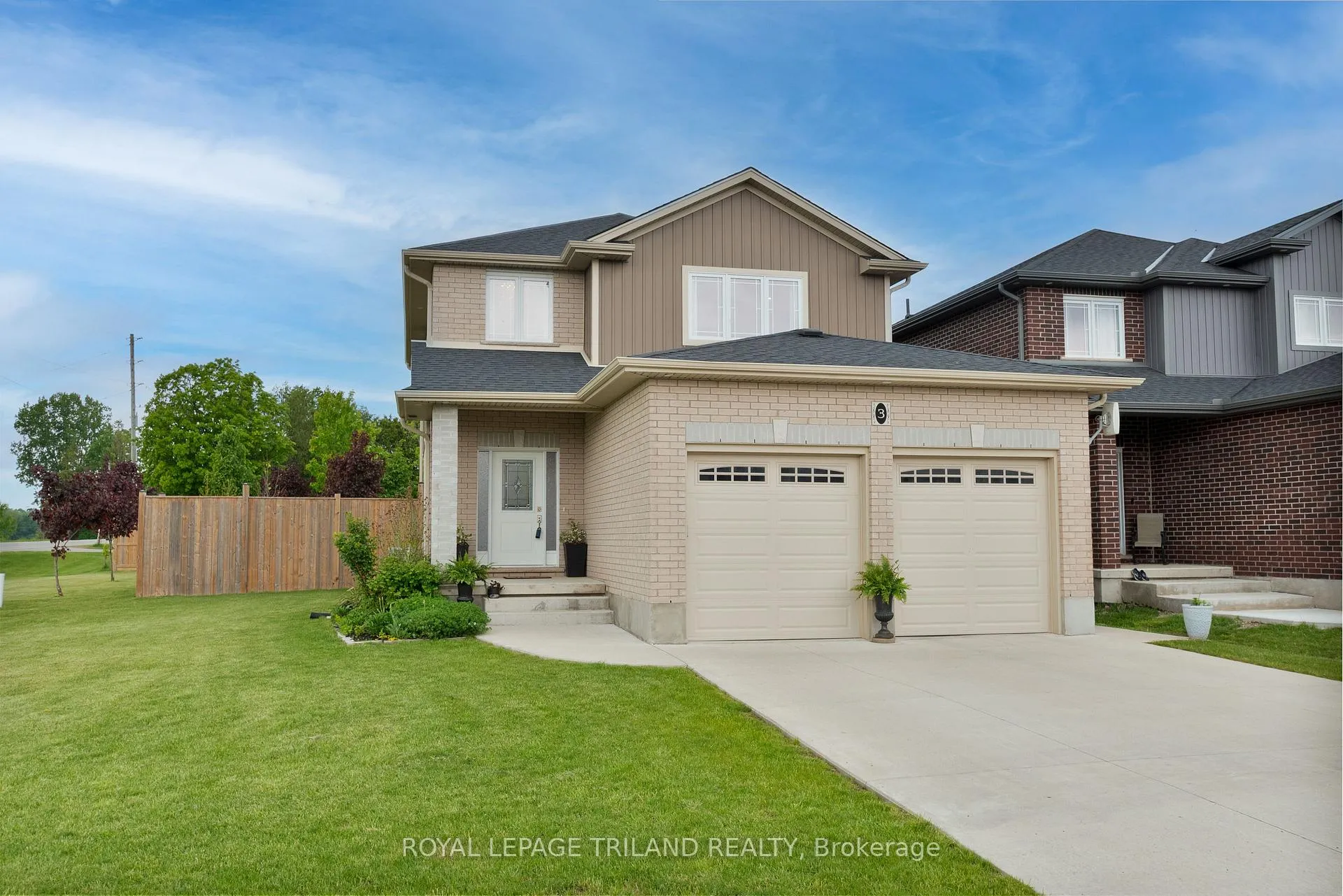 Photo 2 of 3 Elliott Trail, Thames Centre, Thorndale — HOMEH