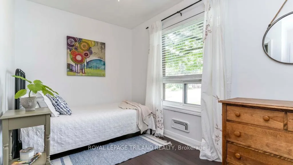 Photo 10 of 90 Queen Street, Thames Centre, Dorchester — HOMEH