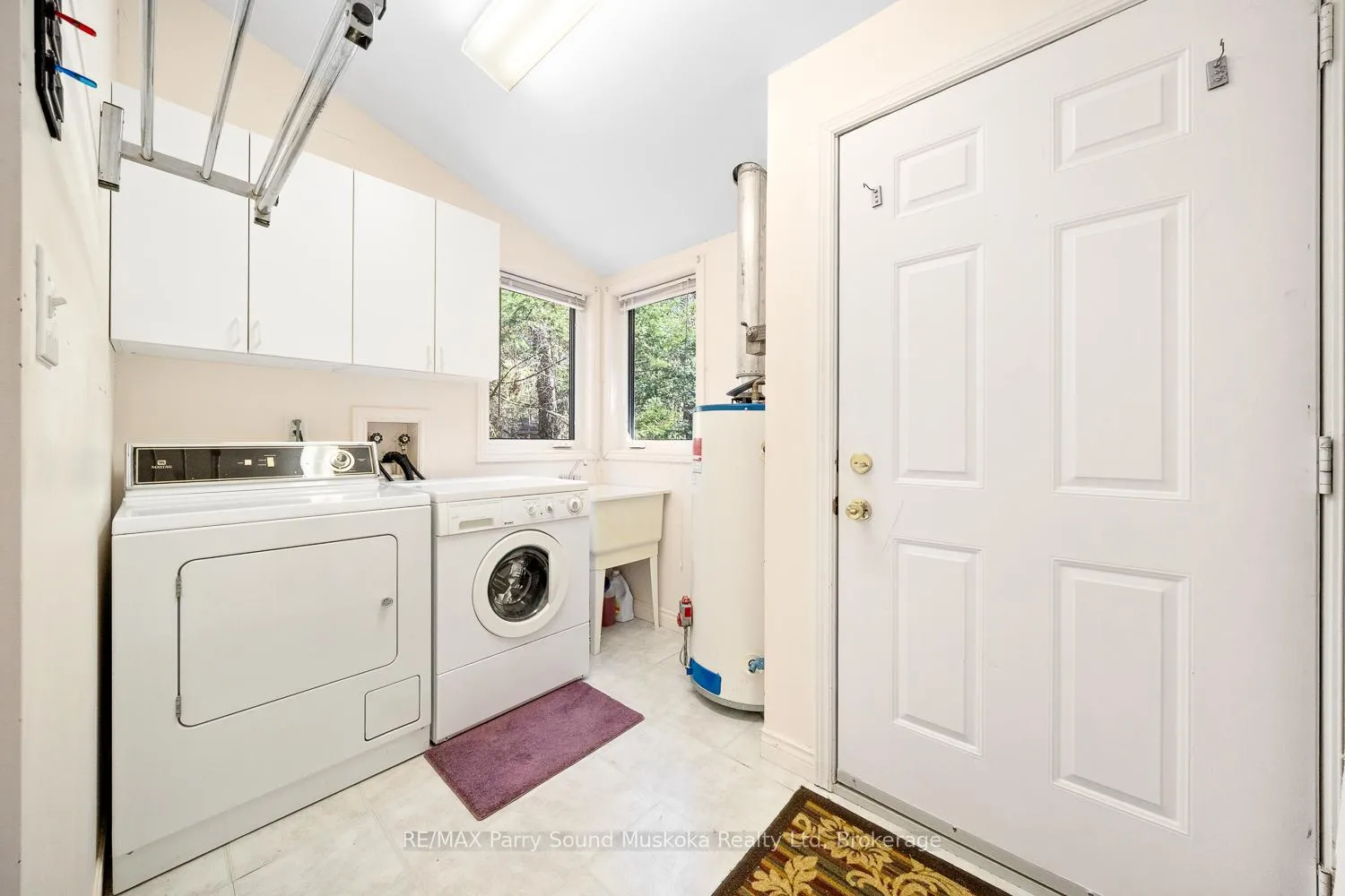 Photo 9 of 25 Dancy Lane, McKellar — HOMEH