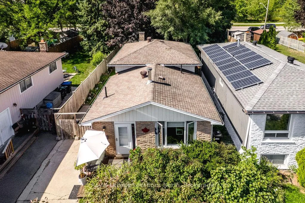 Front of 76 Courtice Crescent