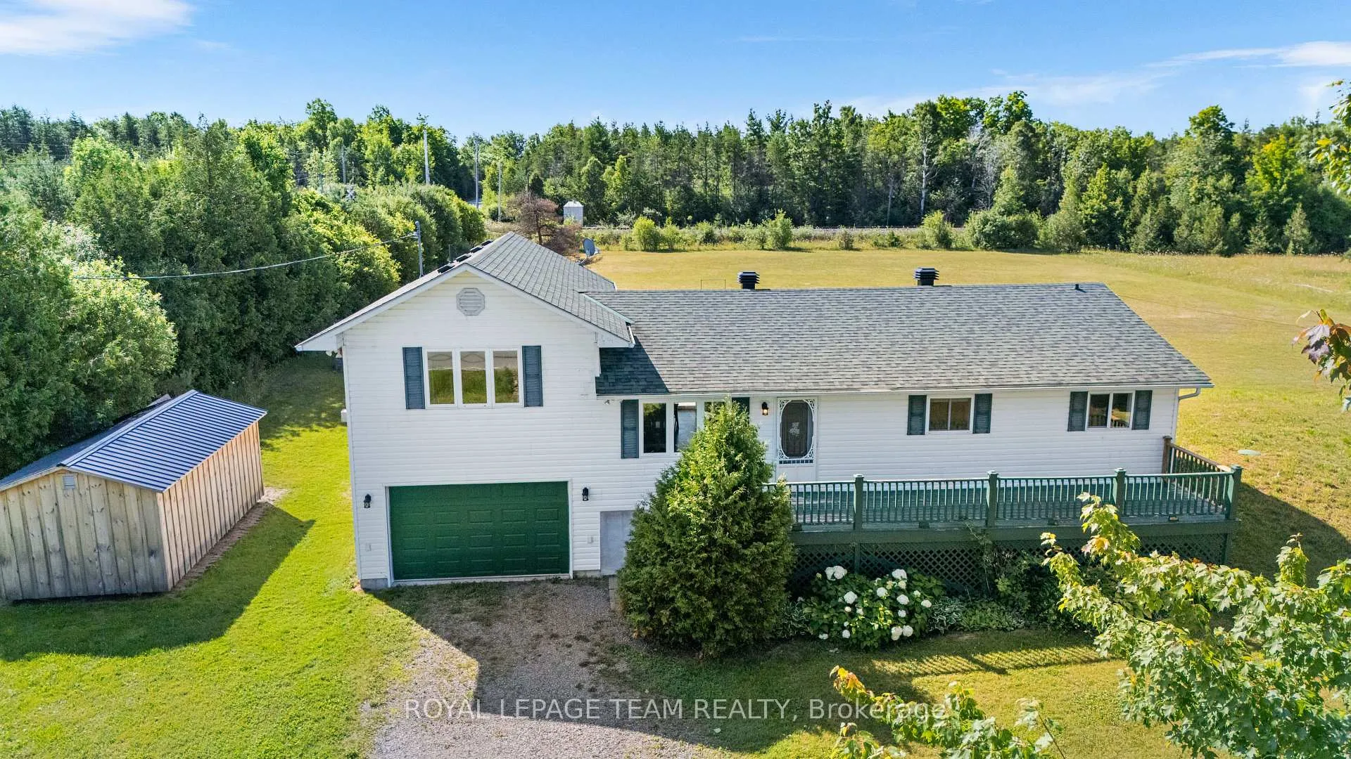 Front of 590 Scotch Line Road W