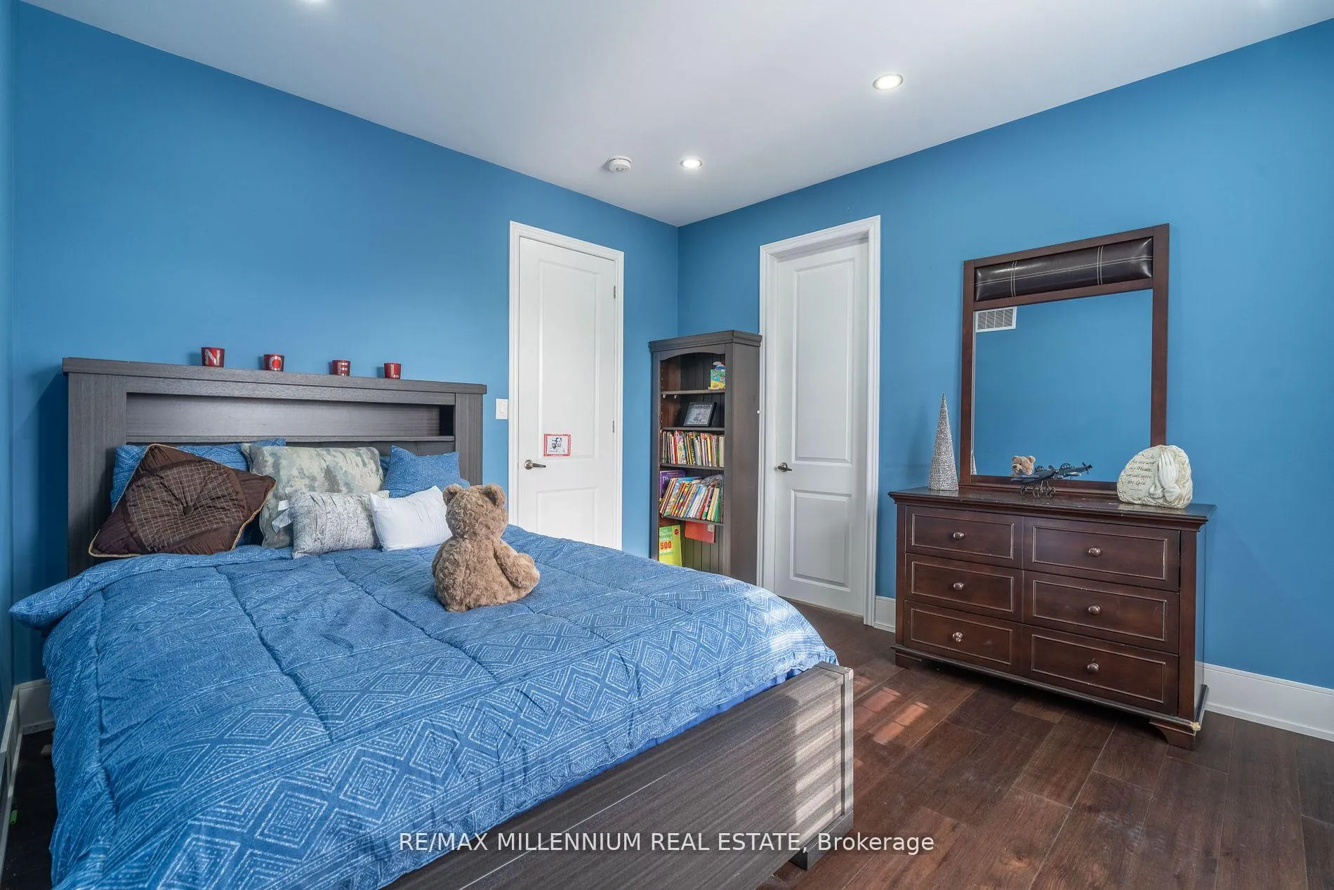 Photo 8 of 732 Gilmour Crescent, Shelburne — HOMEH