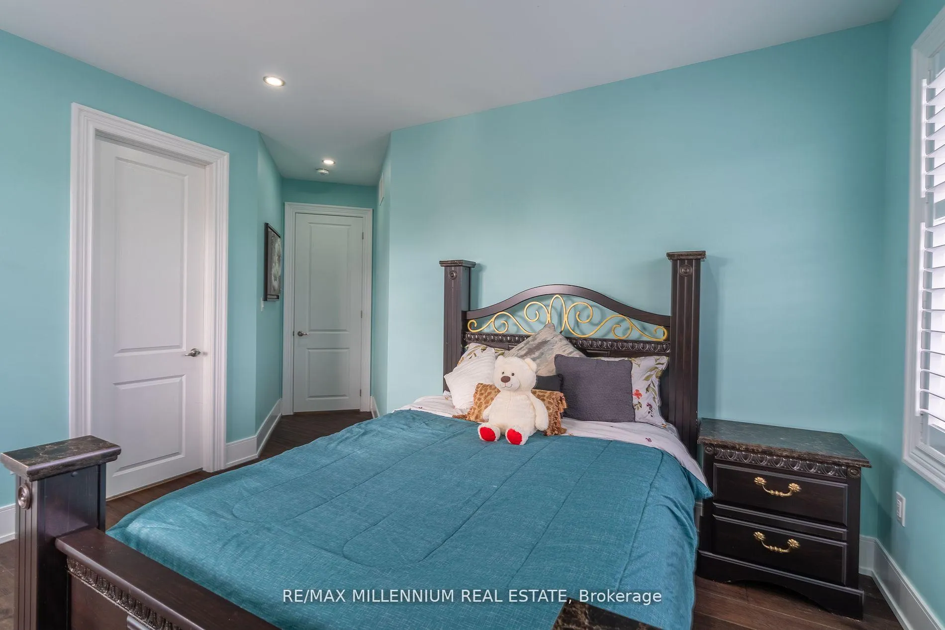 Photo 9 of 732 Gilmour Crescent, Shelburne — HOMEH