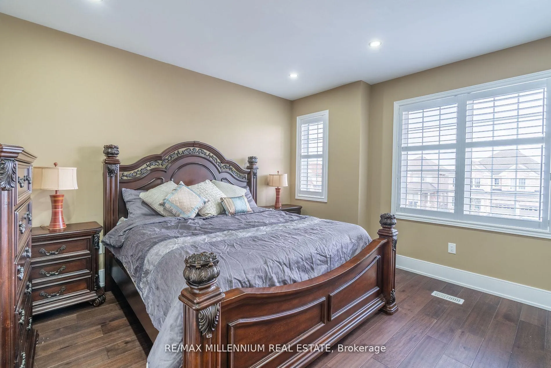 Photo 11 of 732 Gilmour Crescent, Shelburne — HOMEH