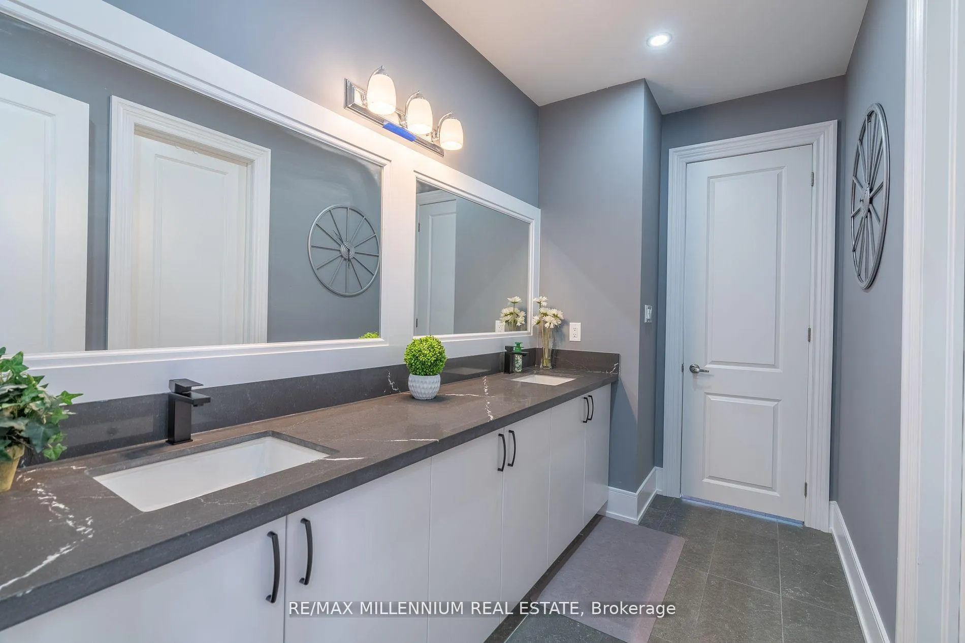 Photo 15 of 732 Gilmour Crescent, Shelburne — HOMEH