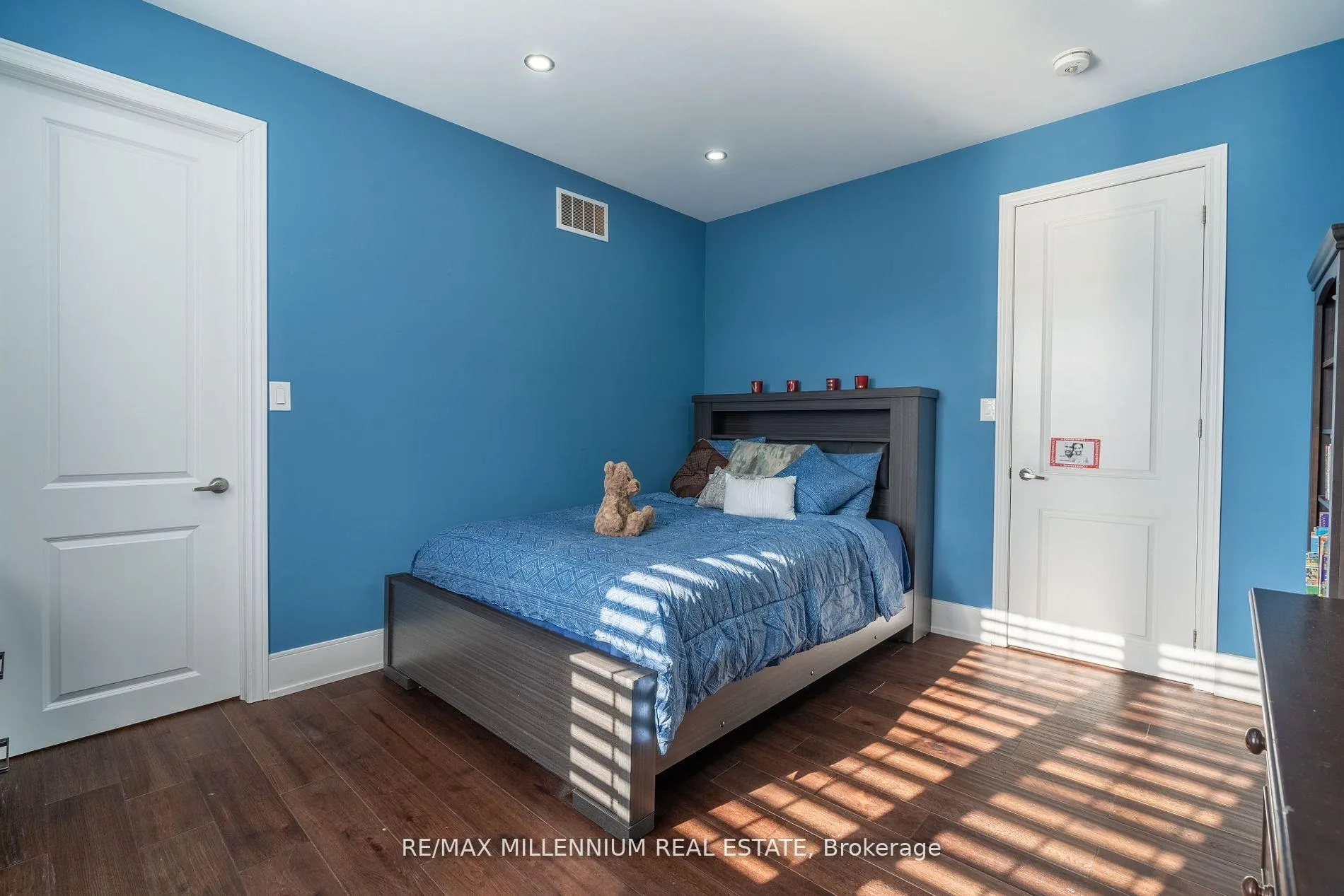 Photo 18 of 732 Gilmour Crescent, Shelburne — HOMEH