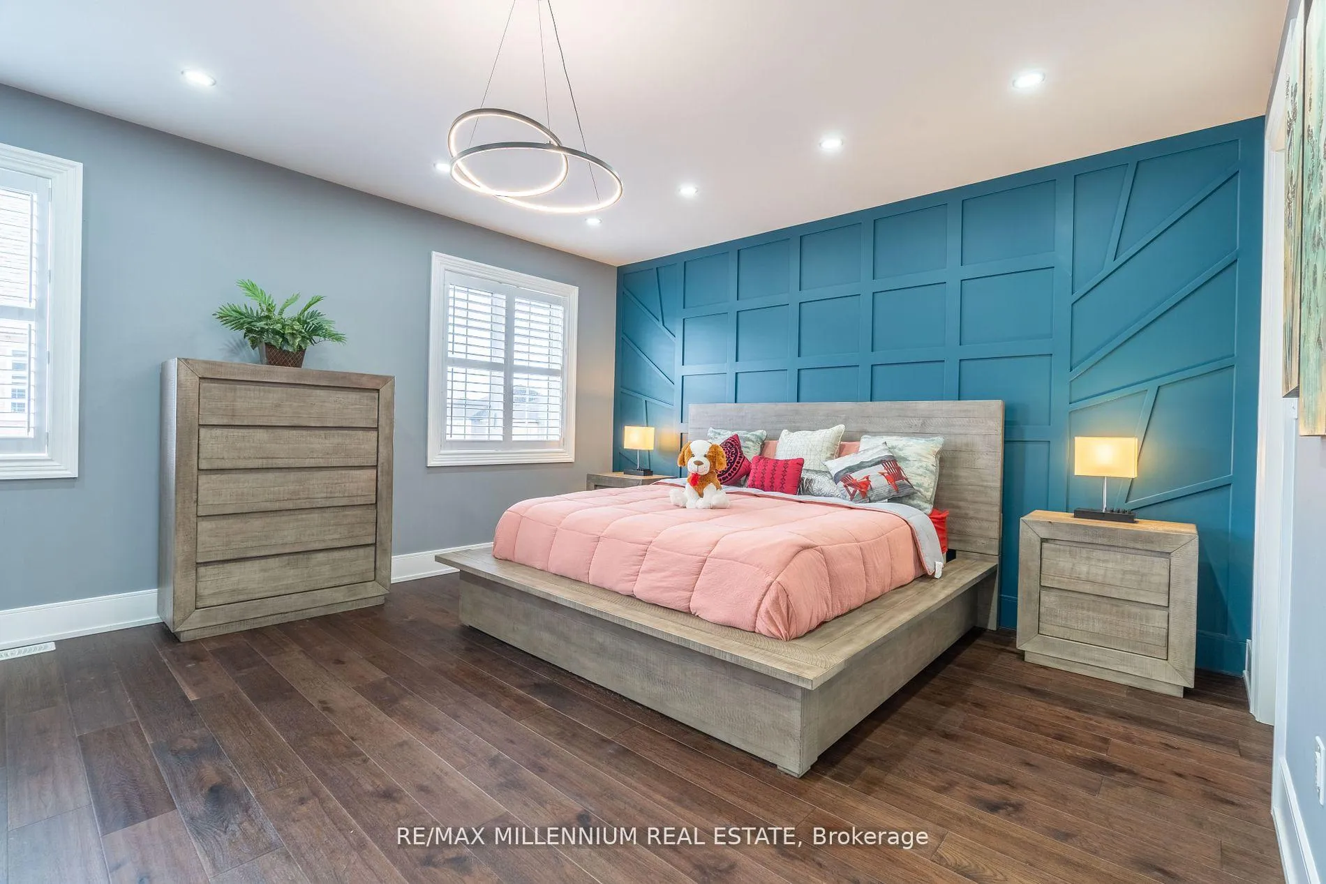Photo 33 of 732 Gilmour Crescent, Shelburne — HOMEH