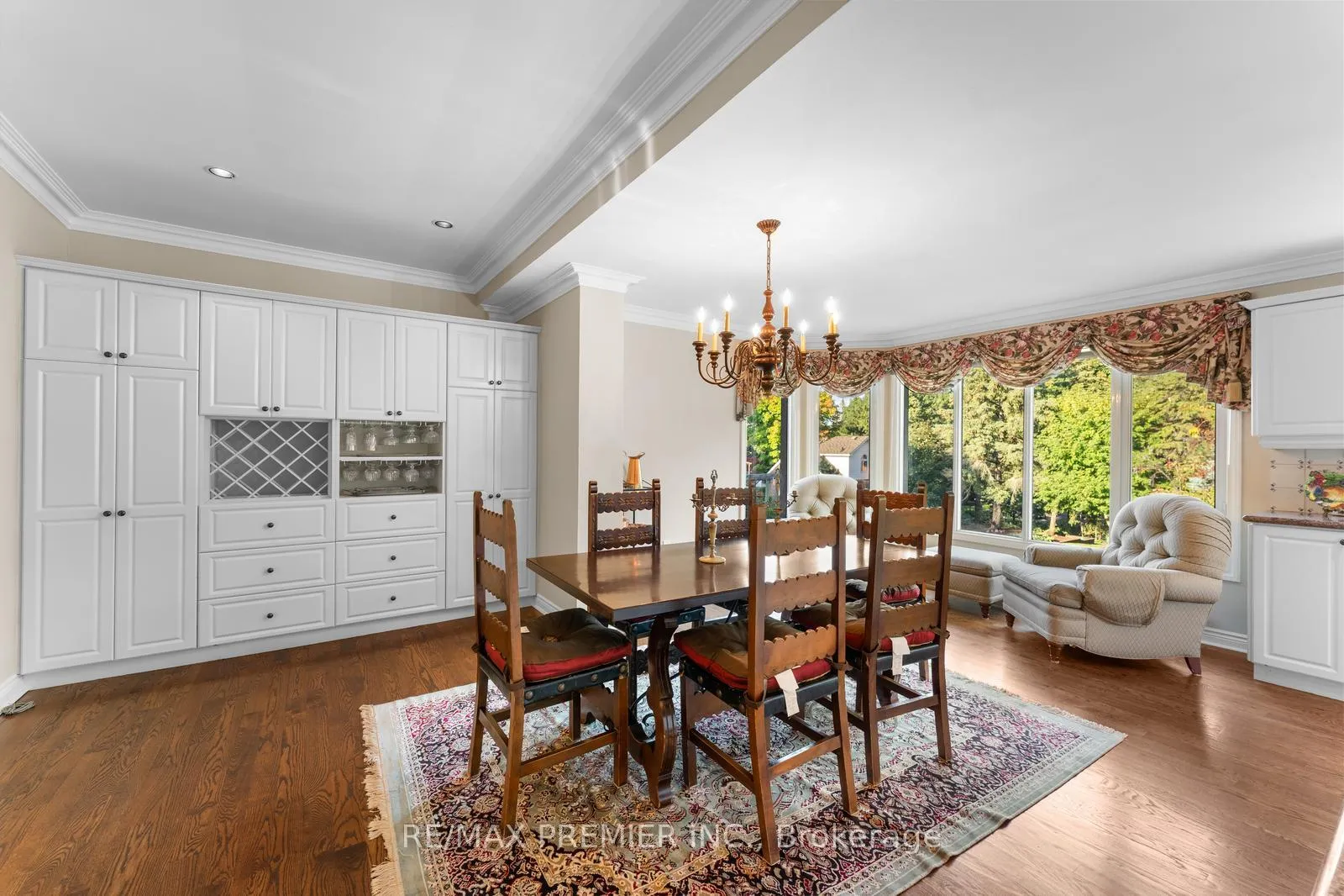Photo 22 of 261 Sylvadene Parkway, Vaughan, East Woodbridge — HOMEH