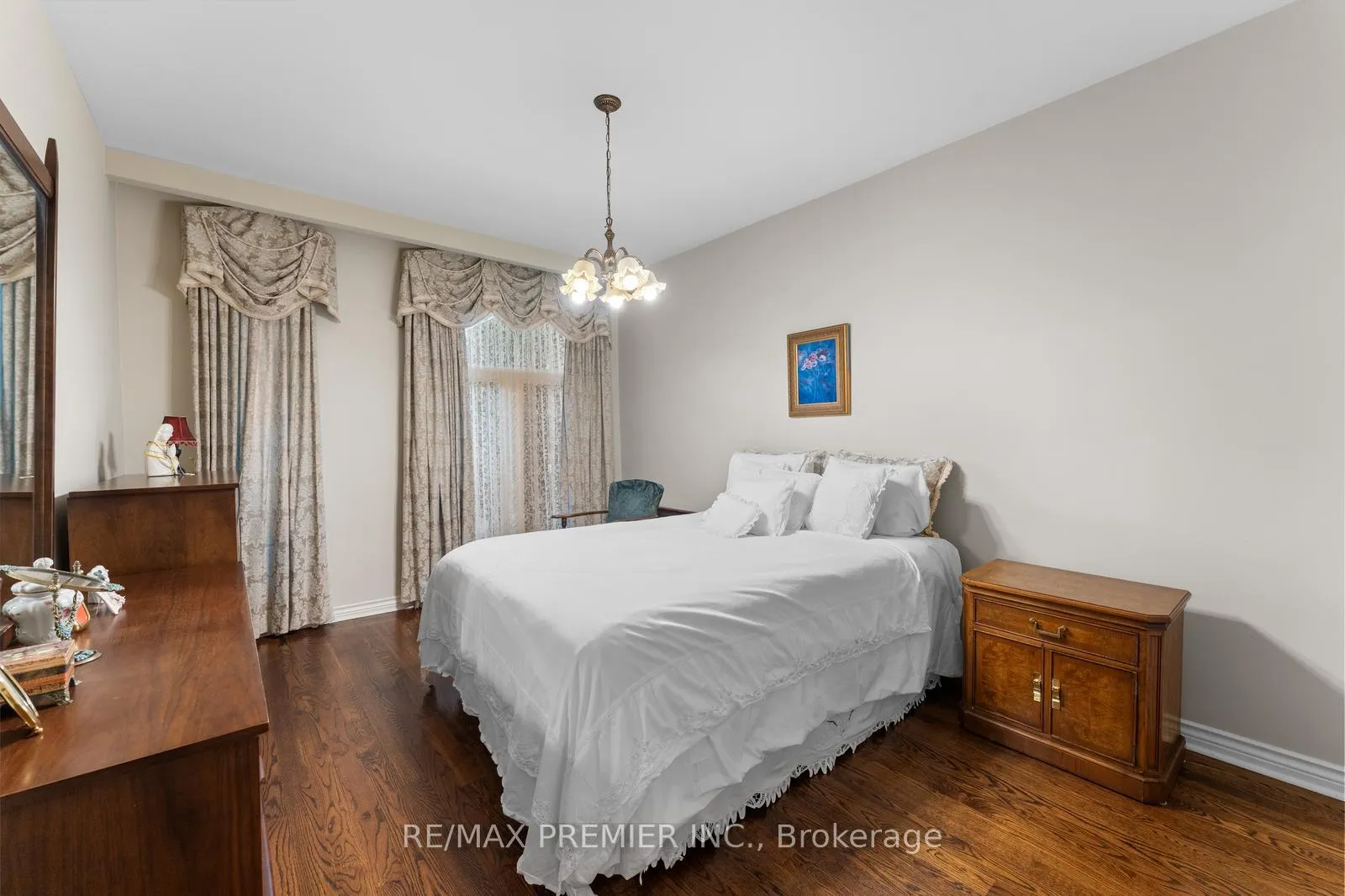 Photo 28 of 261 Sylvadene Parkway, Vaughan, East Woodbridge — HOMEH