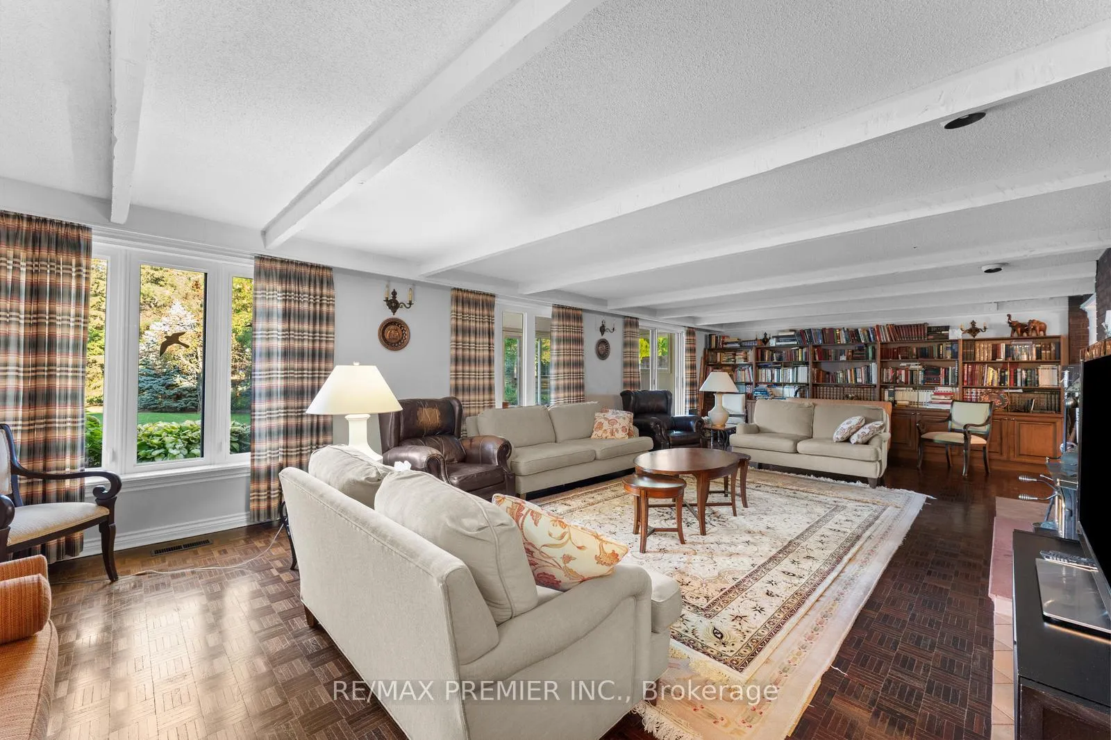 Photo 30 of 261 Sylvadene Parkway, Vaughan, East Woodbridge — HOMEH