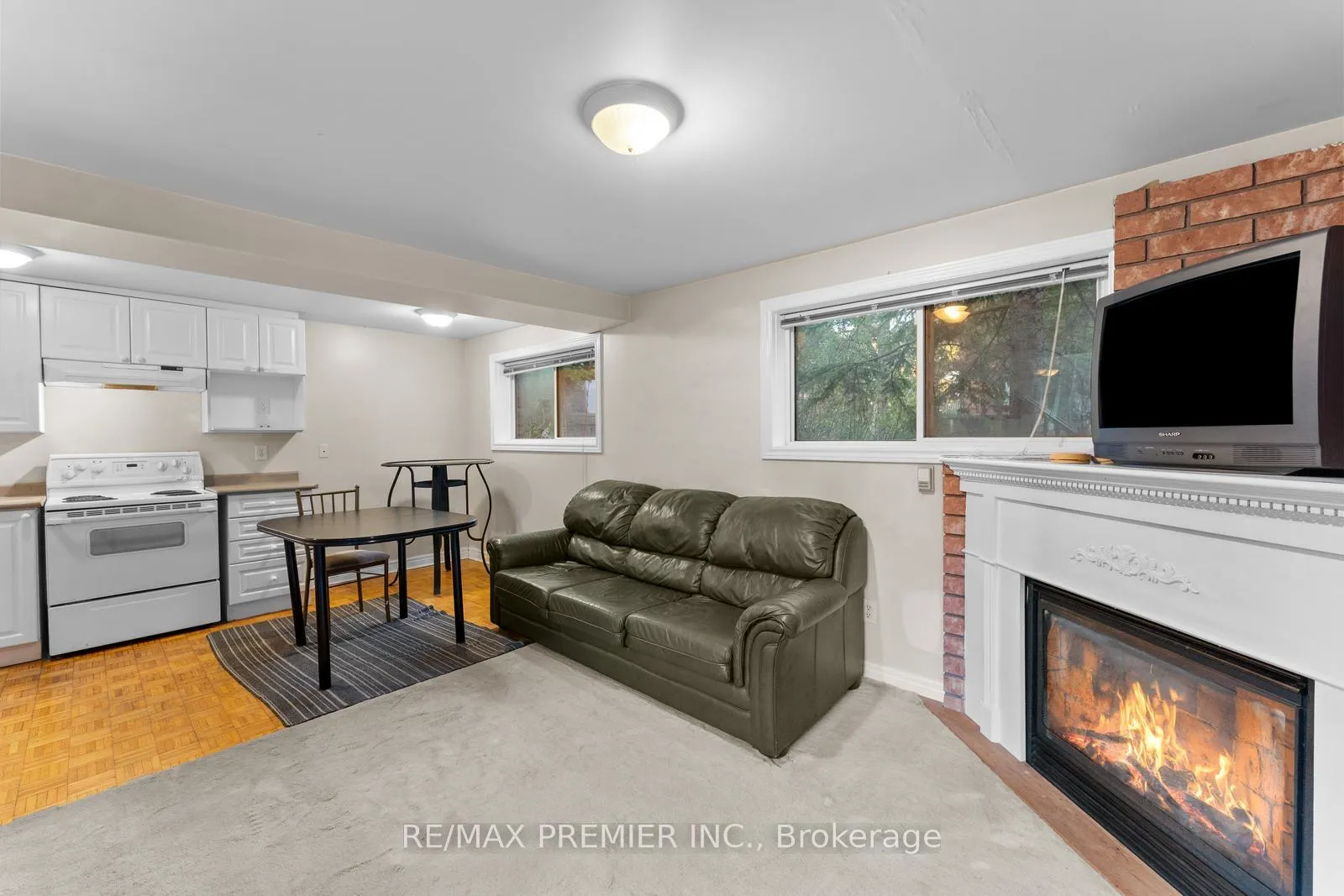 Photo 42 of 261 Sylvadene Parkway, Vaughan, East Woodbridge — HOMEH