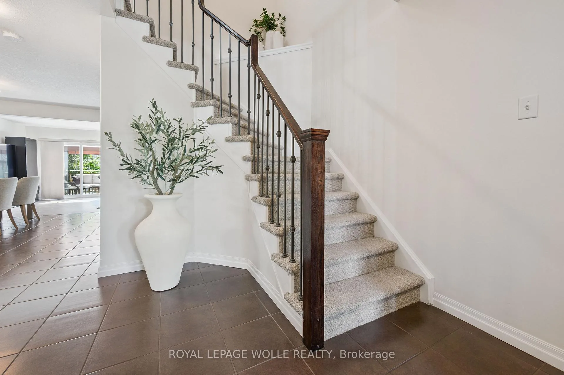 Photo 14 of 503 Windflower Crescent, Kitchener — HOMEH