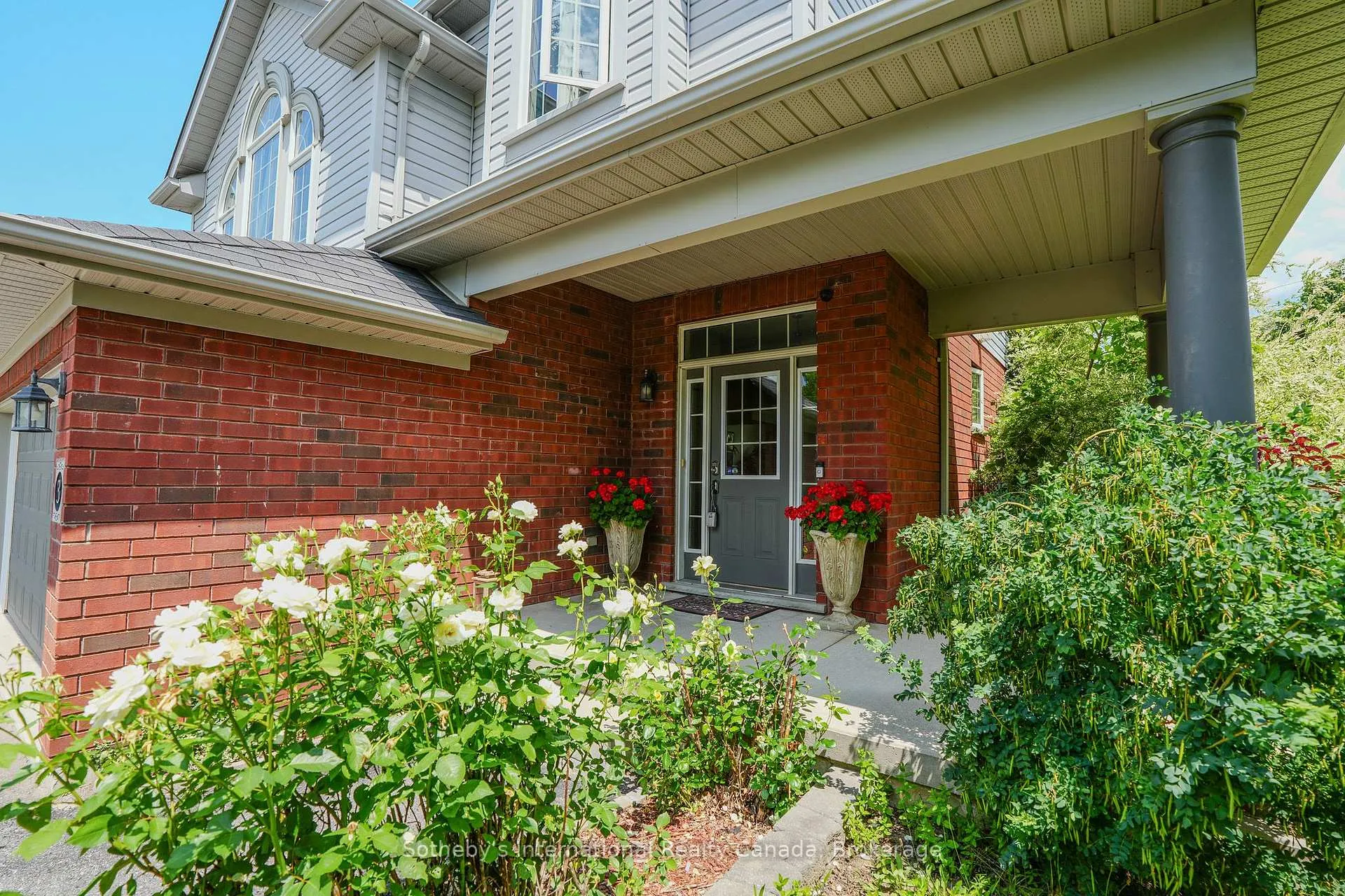 Photo 4 of 3 Alyssa Drive, Collingwood — HOMEH