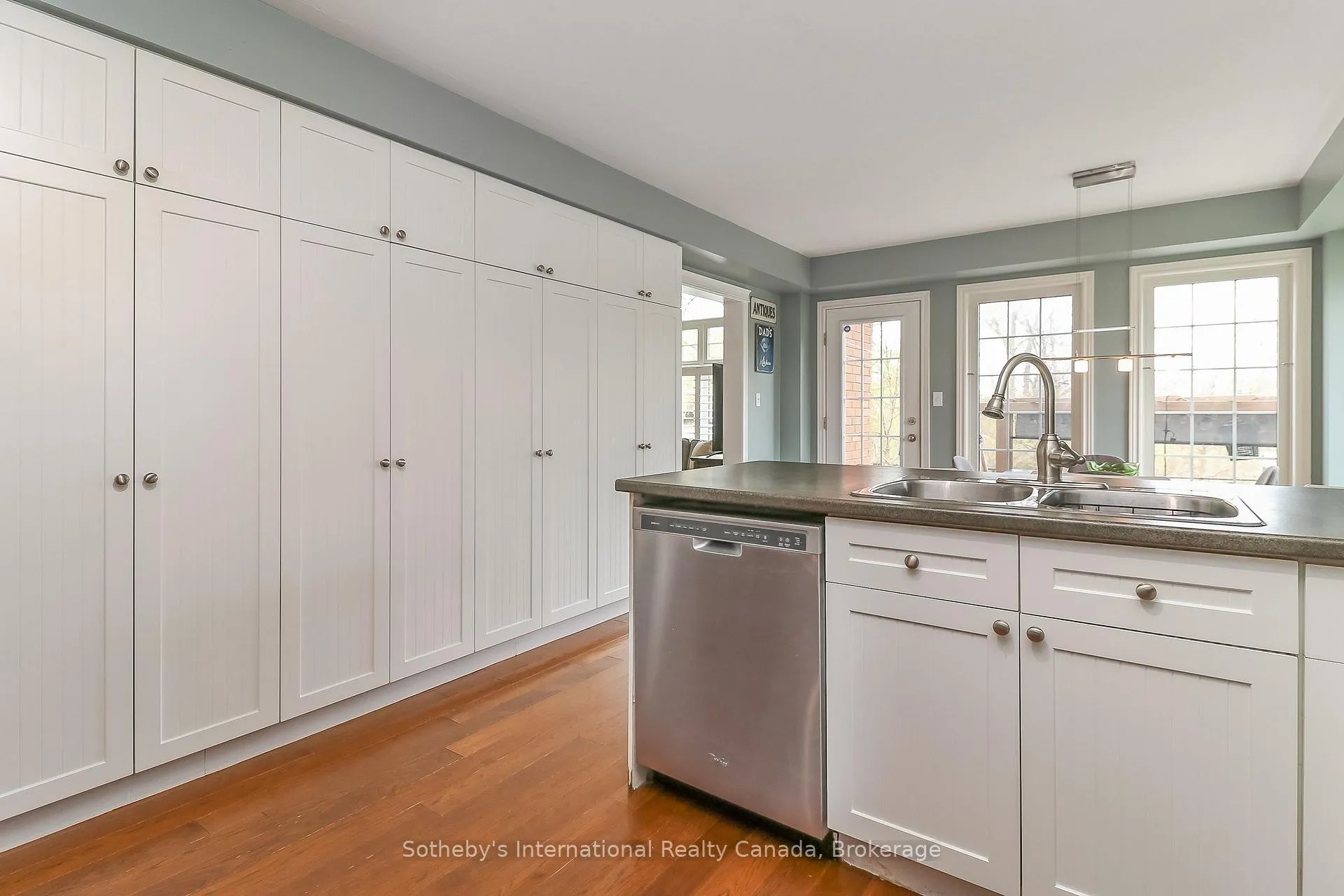 Photo 12 of 3 Alyssa Drive, Collingwood — HOMEH