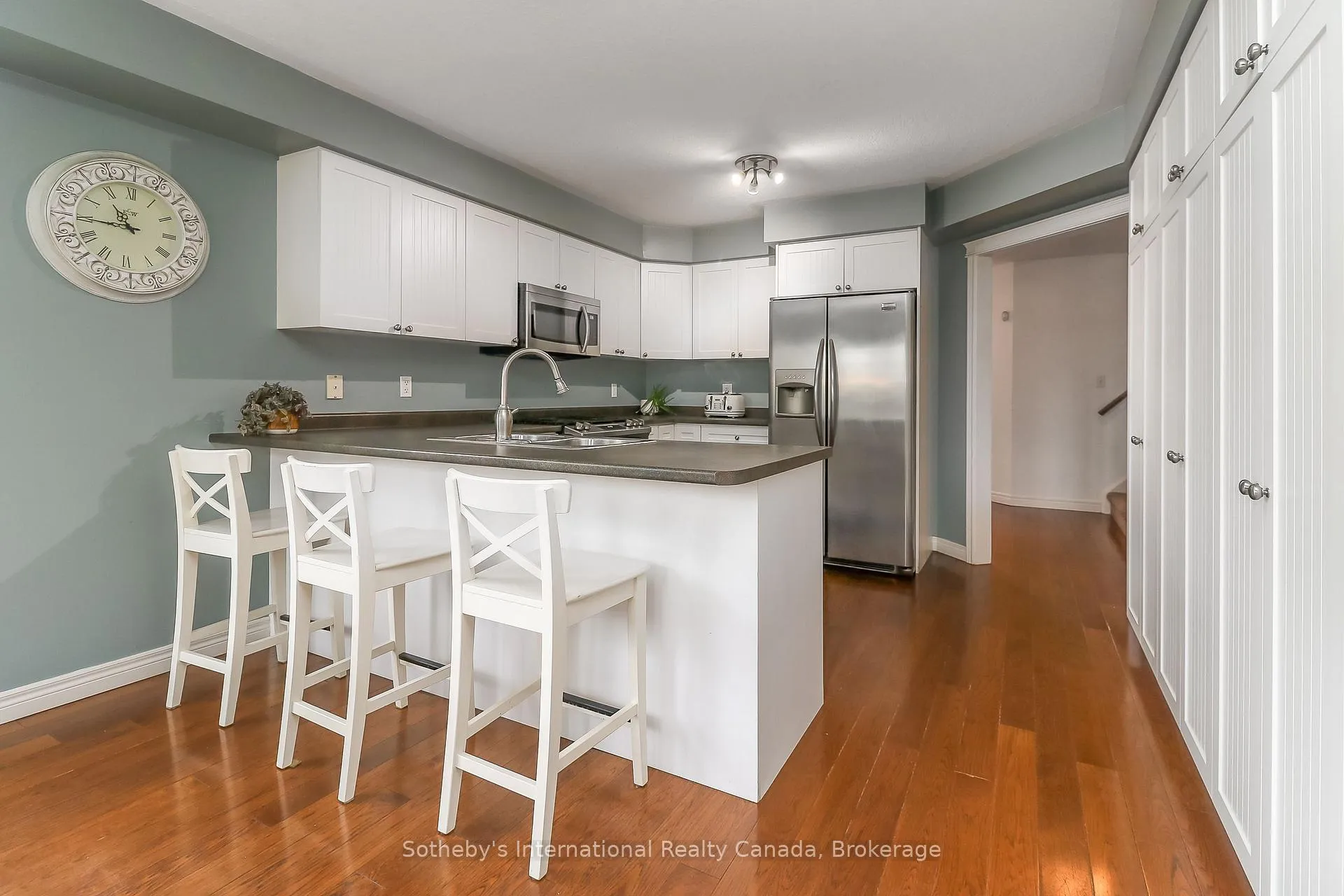 Photo 13 of 3 Alyssa Drive, Collingwood — HOMEH