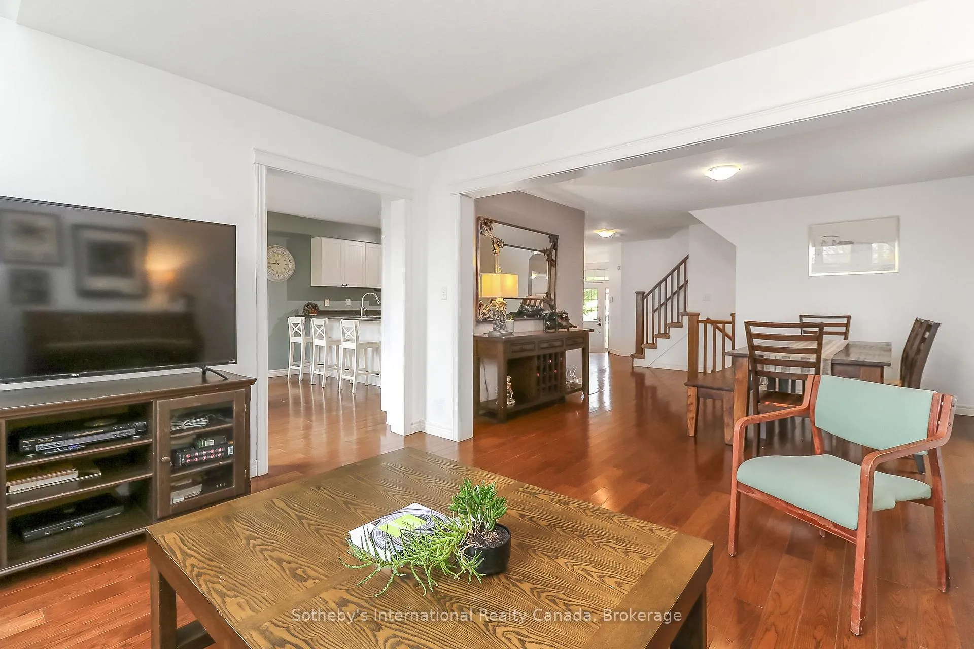 Photo 16 of 3 Alyssa Drive, Collingwood — HOMEH