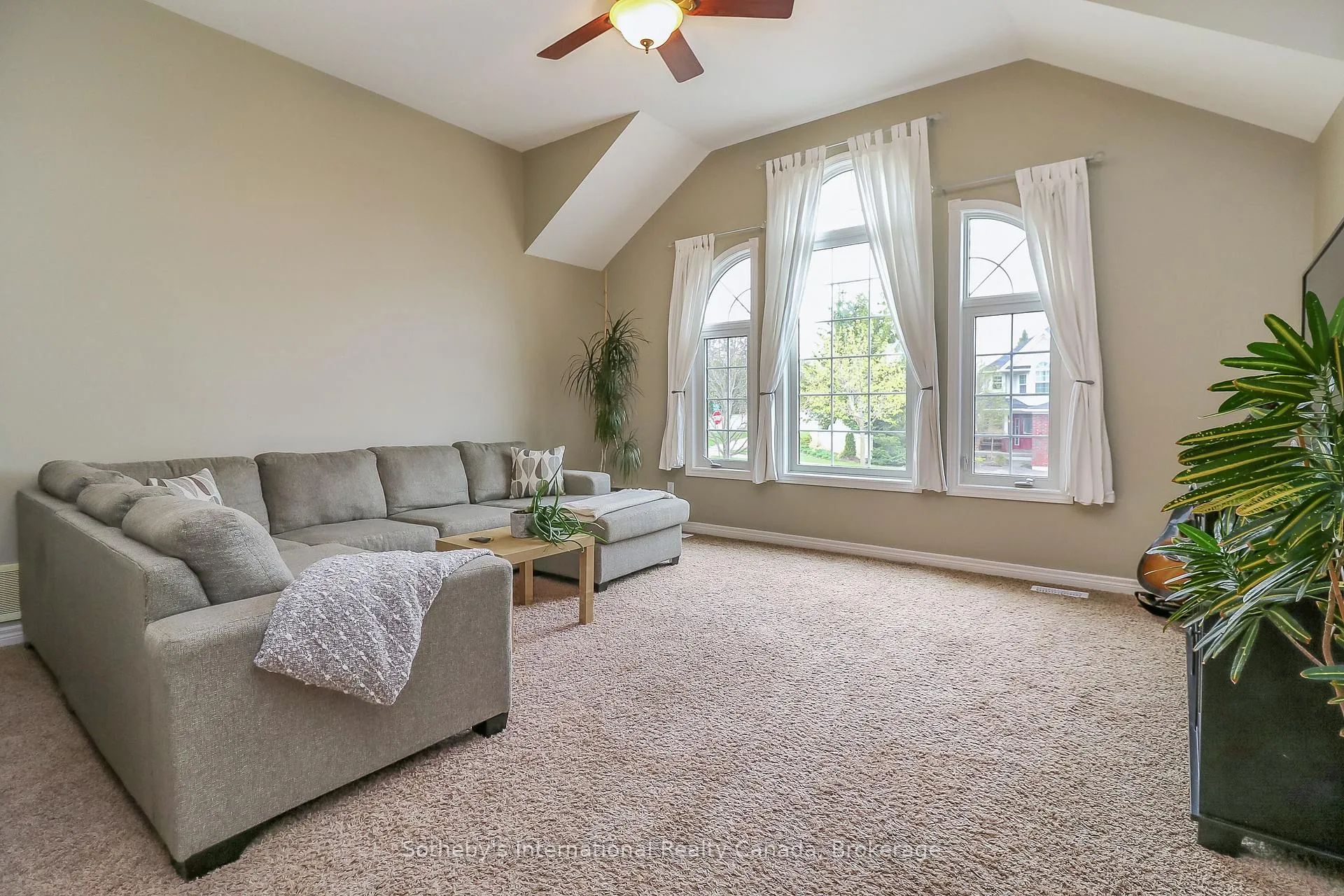 Photo 18 of 3 Alyssa Drive, Collingwood — HOMEH
