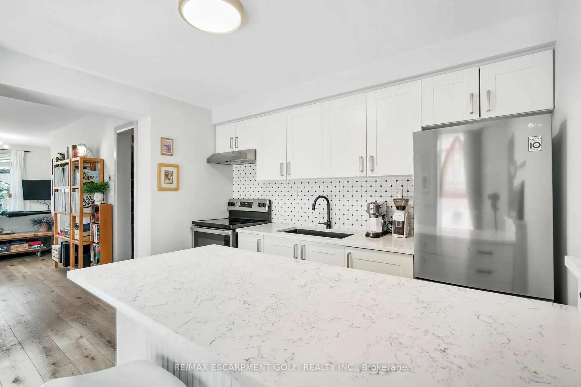 Photo 17 of 189 Queen Street N, Hamilton, Strathcona — HOMEH