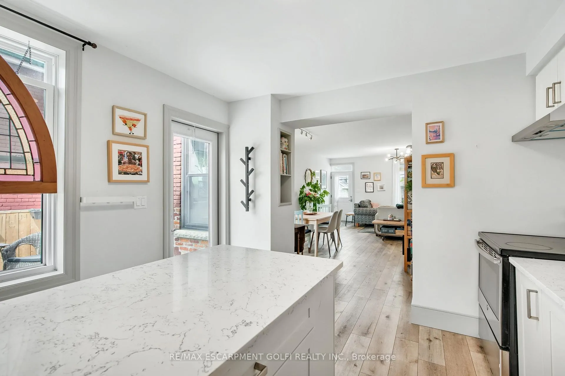 Photo 23 of 189 Queen Street N, Hamilton, Strathcona — HOMEH