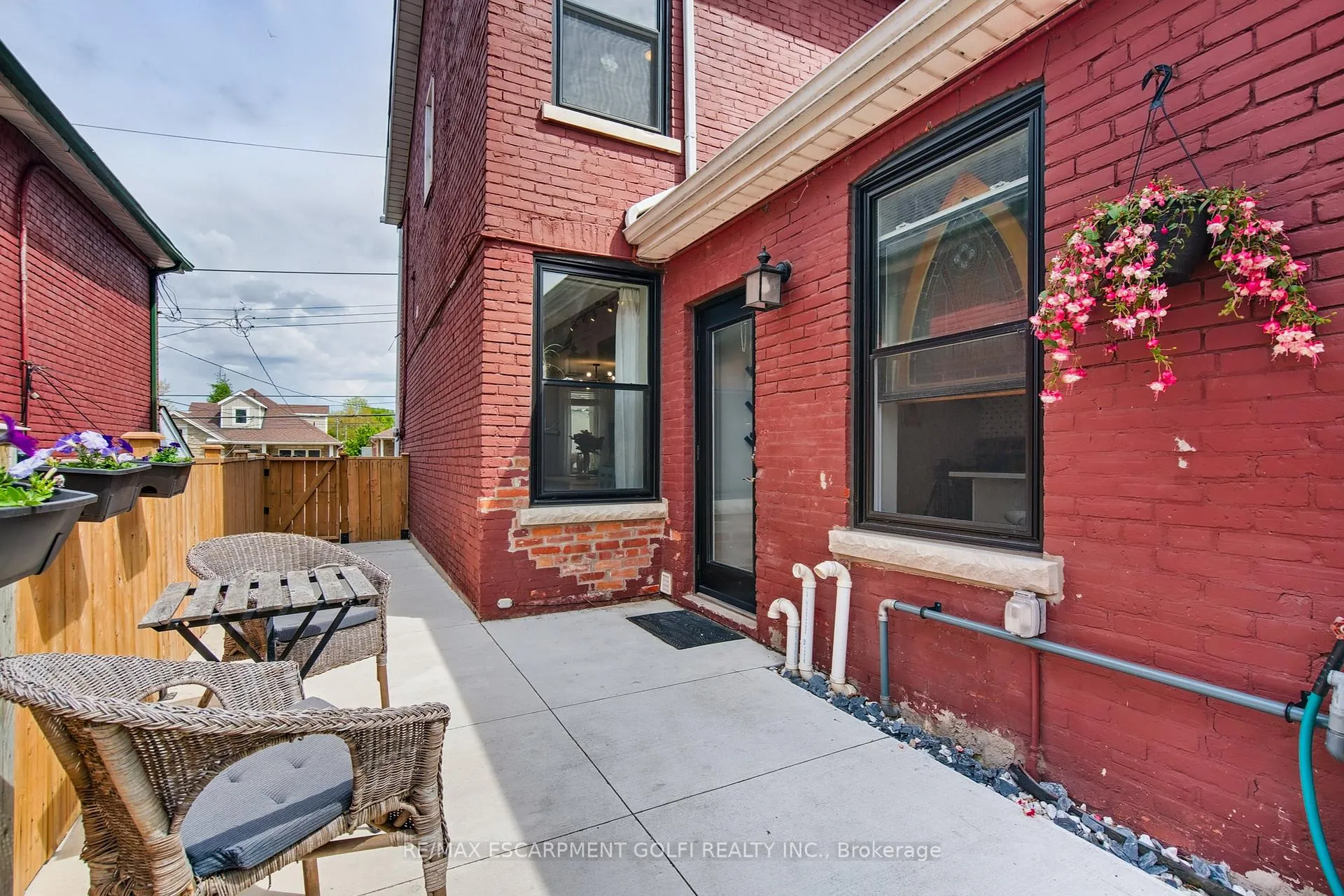 Photo 33 of 189 Queen Street N, Hamilton, Strathcona — HOMEH