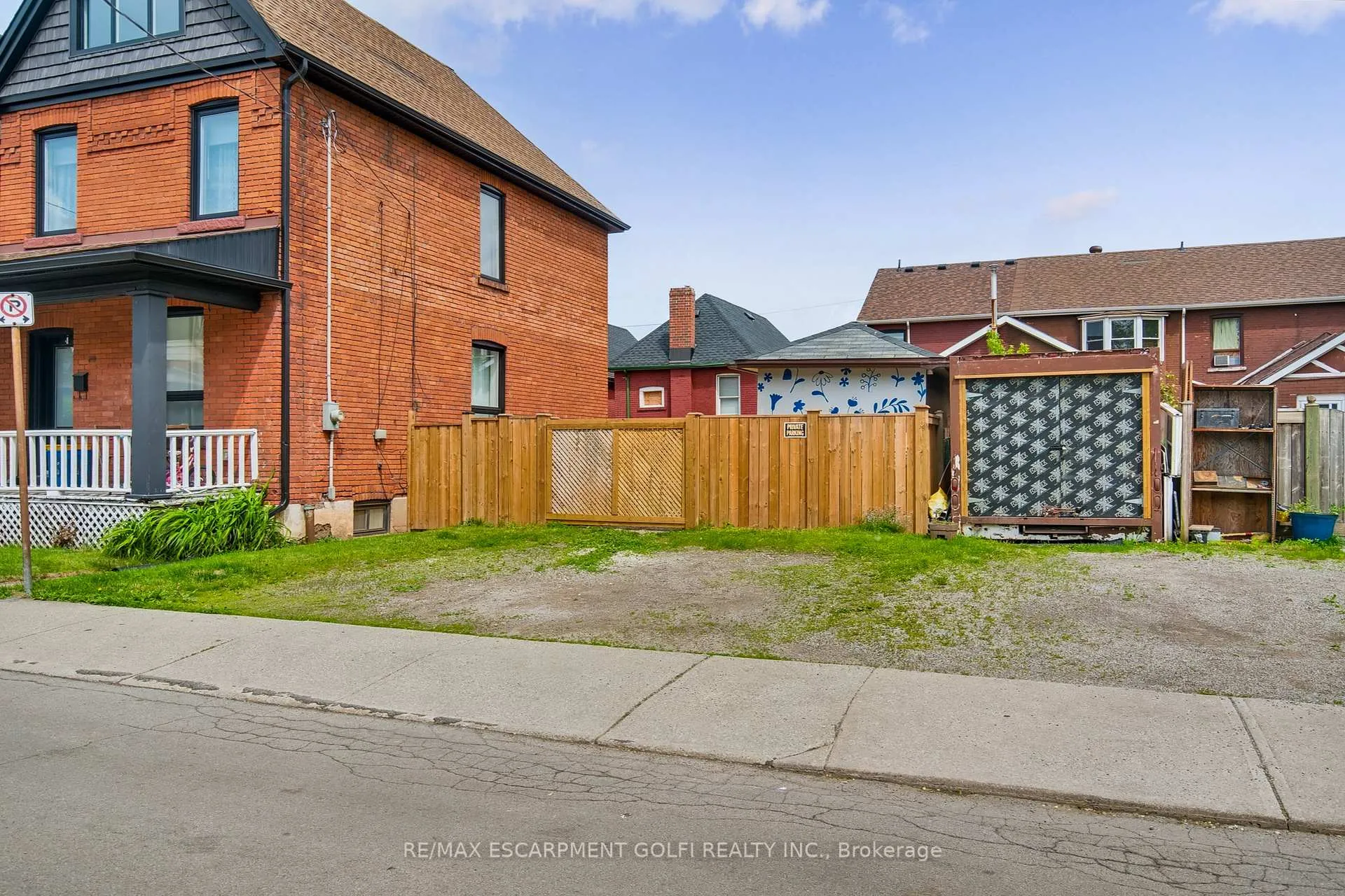 Photo 38 of 189 Queen Street N, Hamilton, Strathcona — HOMEH