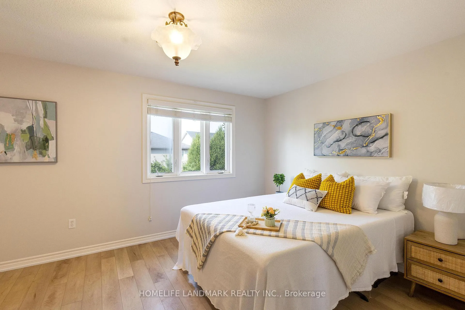 Photo 16 of 95 Harding Street, Kitchener — HOMEH