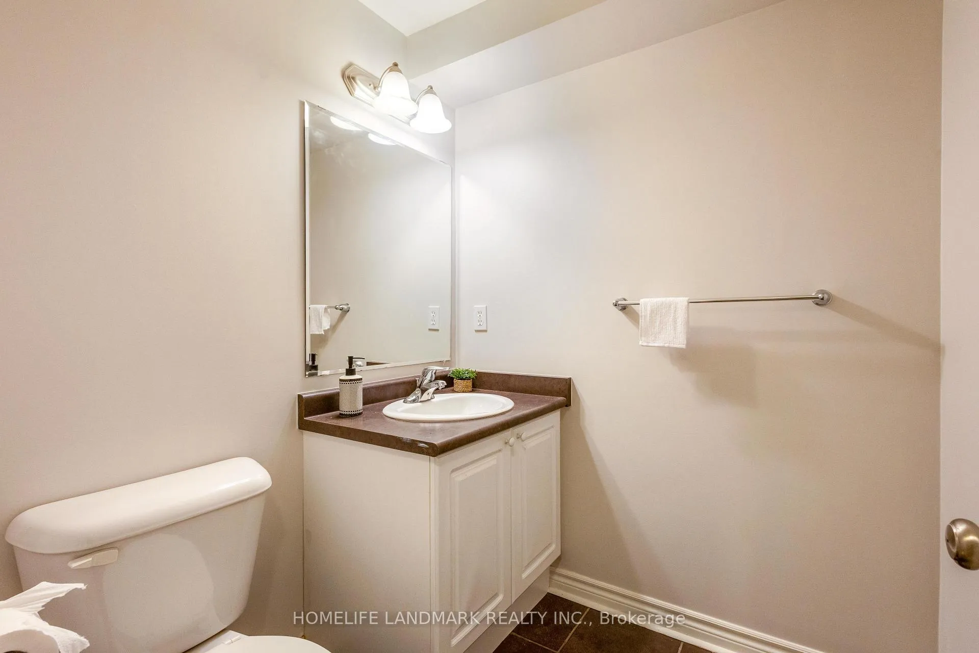 Photo 26 of 95 Harding Street, Kitchener — HOMEH
