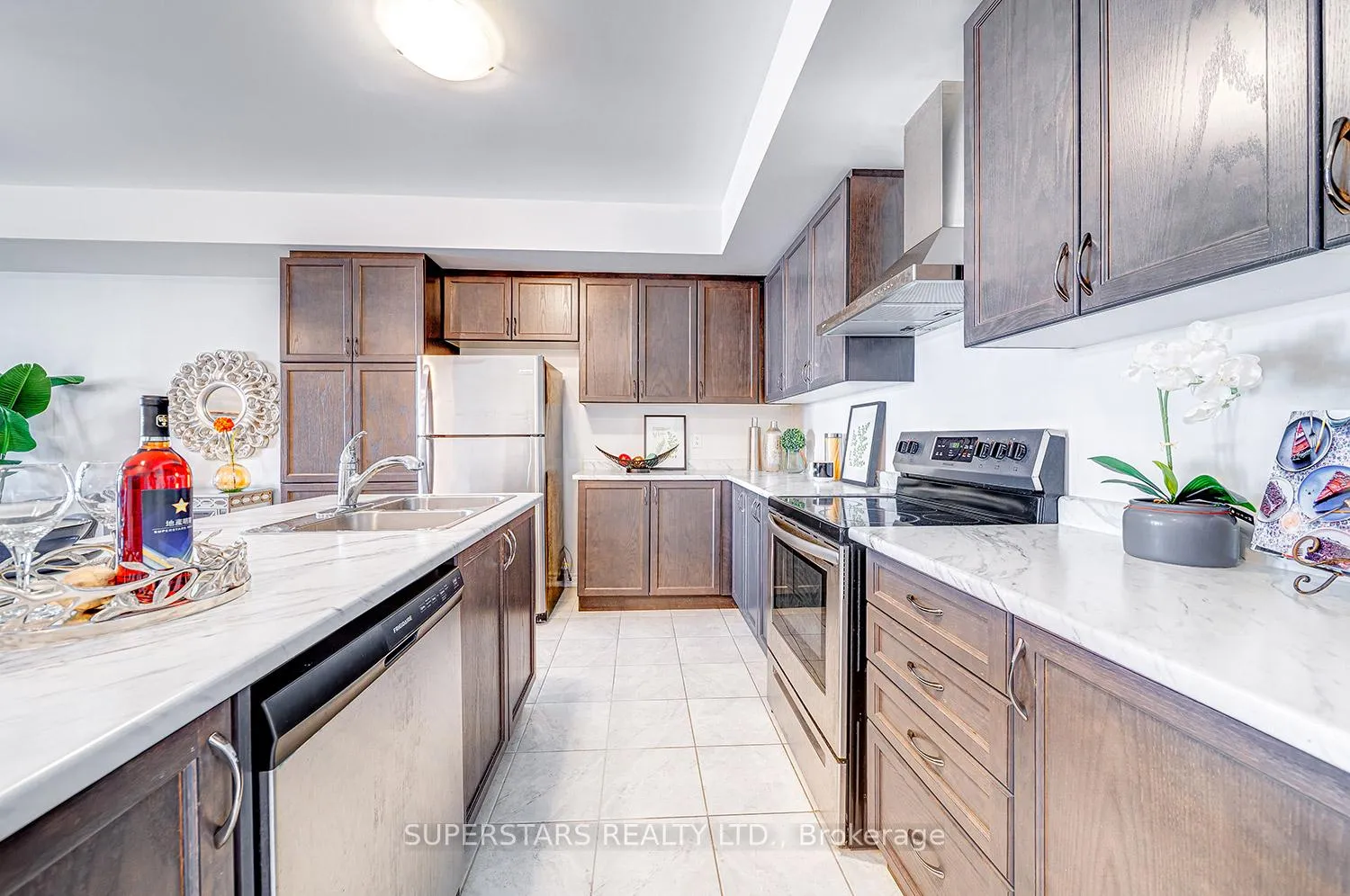 Photo 9 of 83 Luzon Avenue, Markham, Cedar Grove — HOMEH