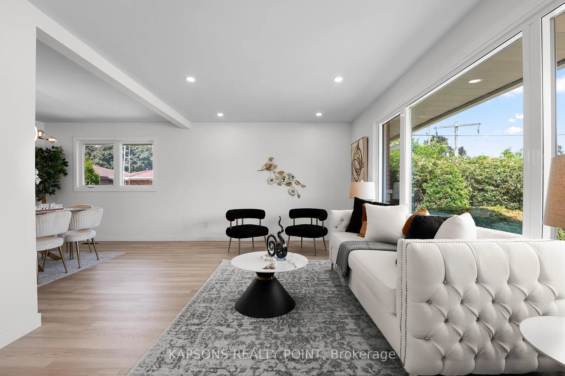 Photo 16 of 8 Starlight Court, Hamilton, Corman — HOMEH