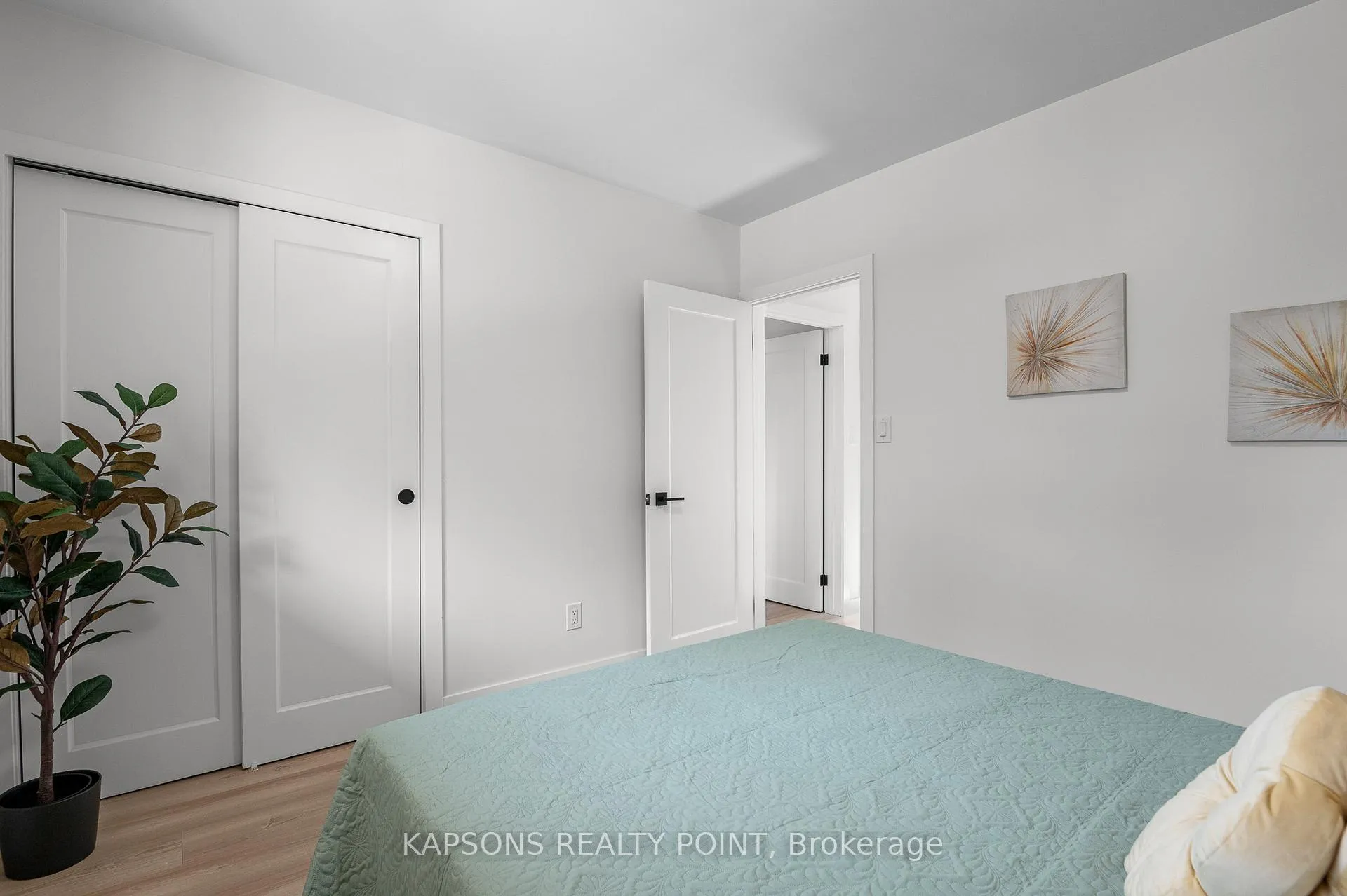 Photo 30 of 8 Starlight Court, Hamilton, Corman — HOMEH