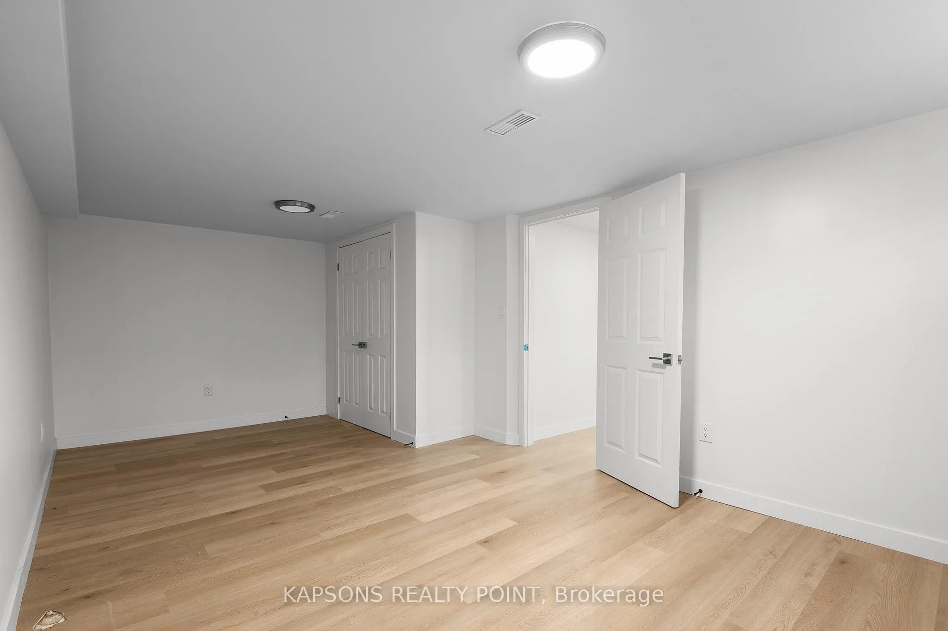 Photo 38 of 8 Starlight Court, Hamilton, Corman — HOMEH