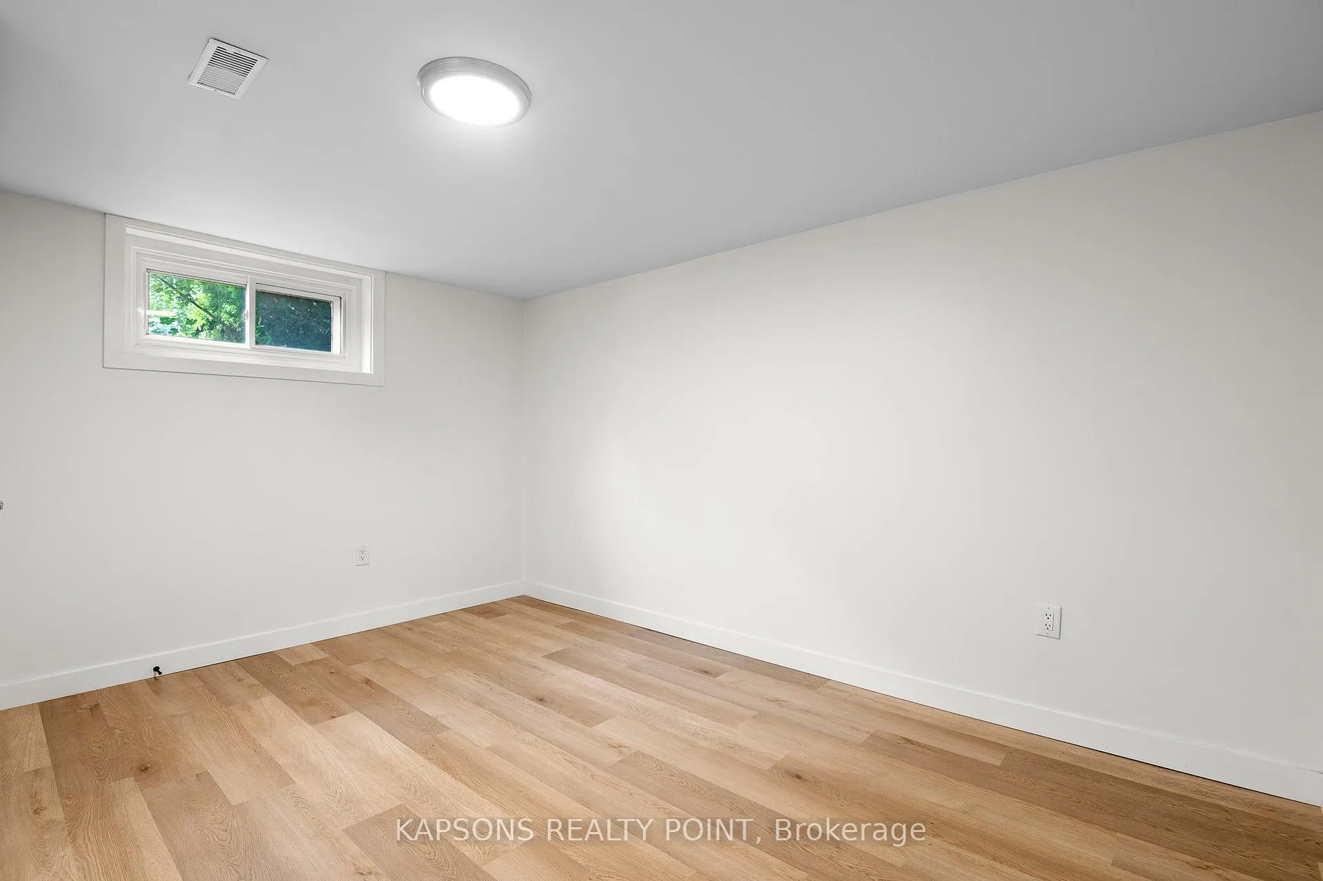 Photo 42 of 8 Starlight Court, Hamilton, Corman — HOMEH