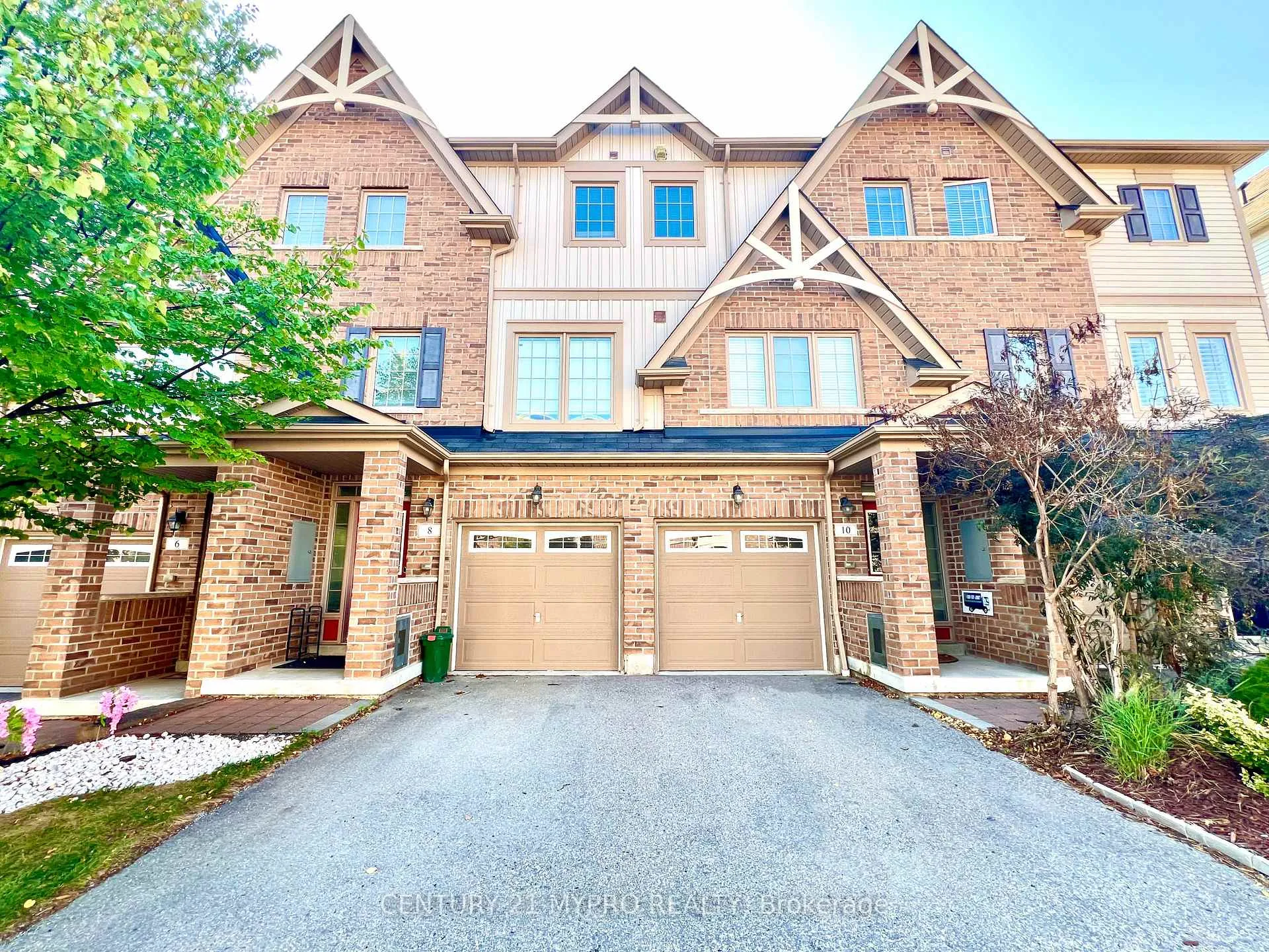 Photo 1 of 10 Magpie Way, Whitby, Blue Grass Meadows — HOMEH