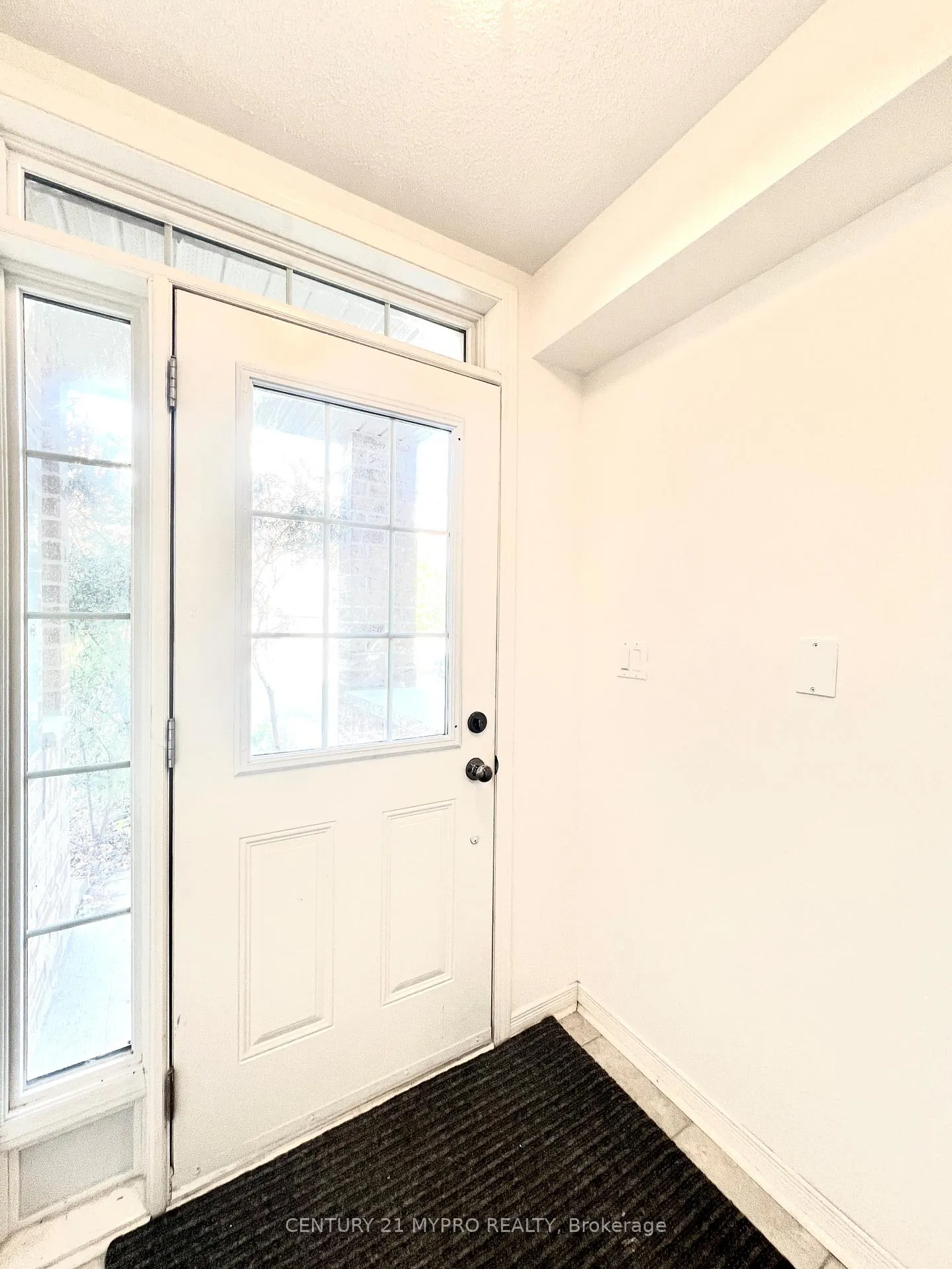 Photo 5 of 10 Magpie Way, Whitby, Blue Grass Meadows — HOMEH