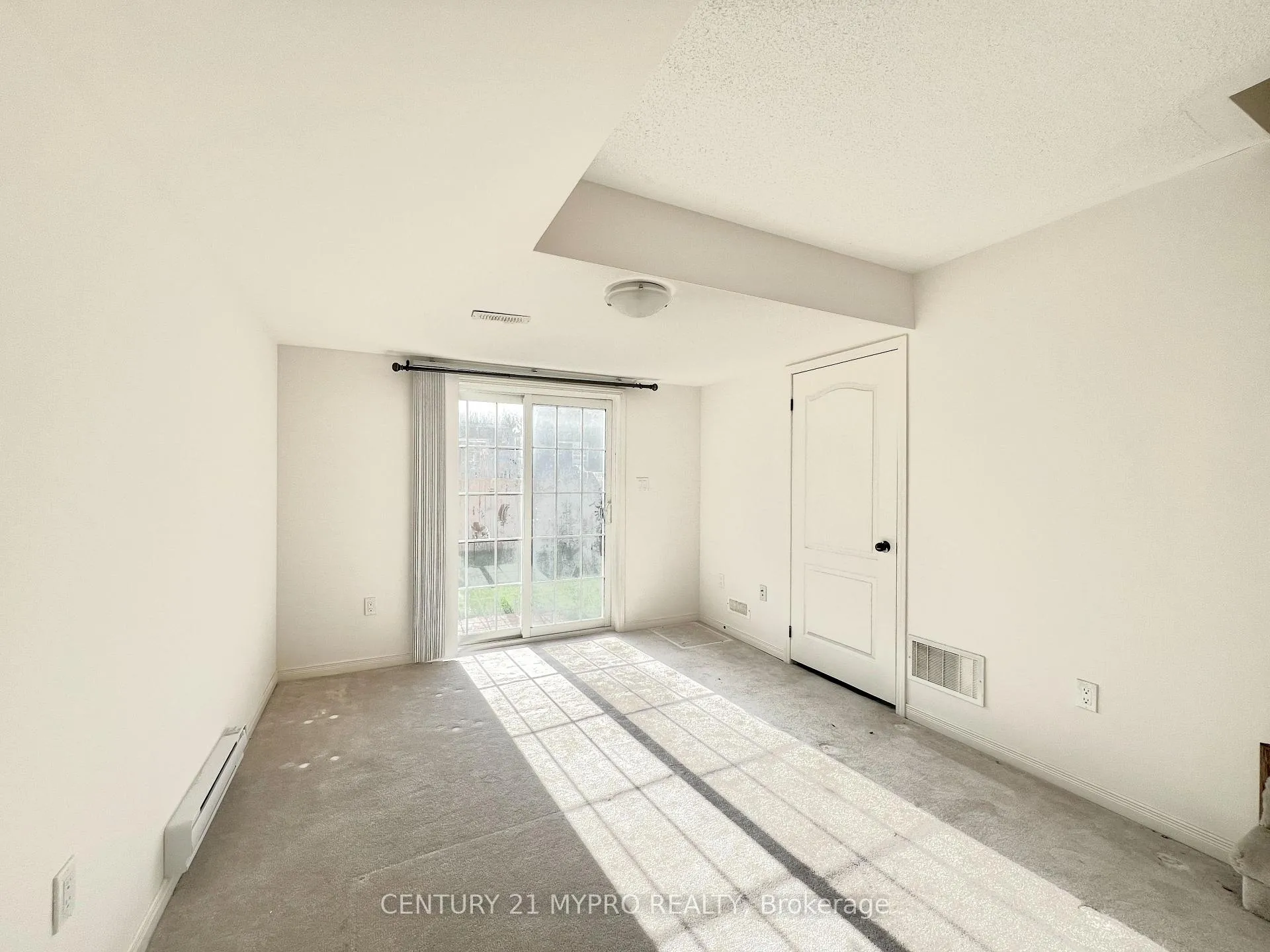 Photo 7 of 10 Magpie Way, Whitby, Blue Grass Meadows — HOMEH