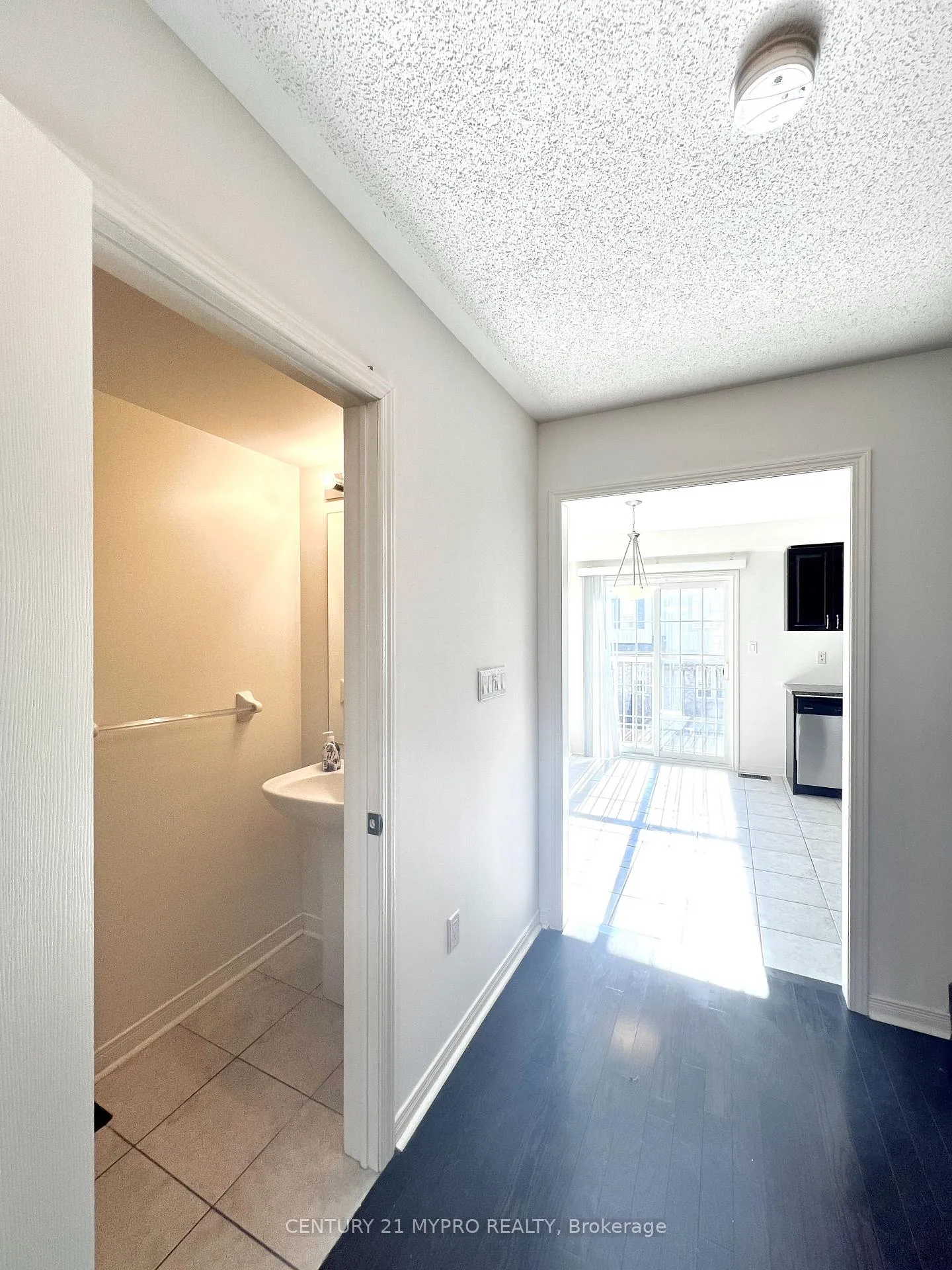 Photo 13 of 10 Magpie Way, Whitby, Blue Grass Meadows — HOMEH