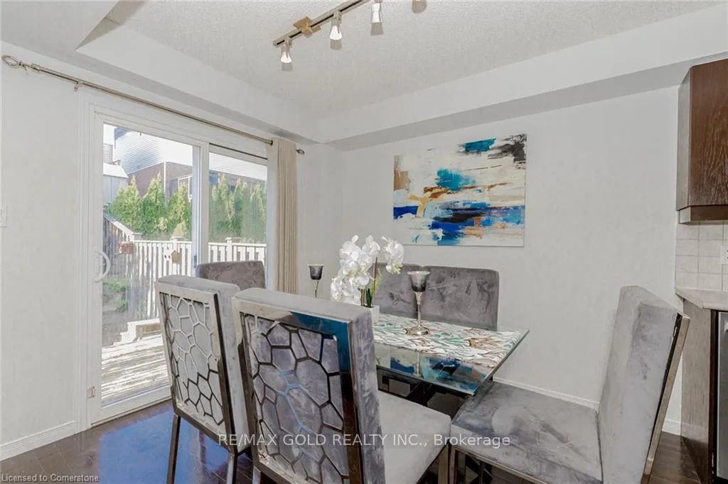 Photo 13 of 167 Sims Estate Drive, Kitchener, Grand River South — HOMEH