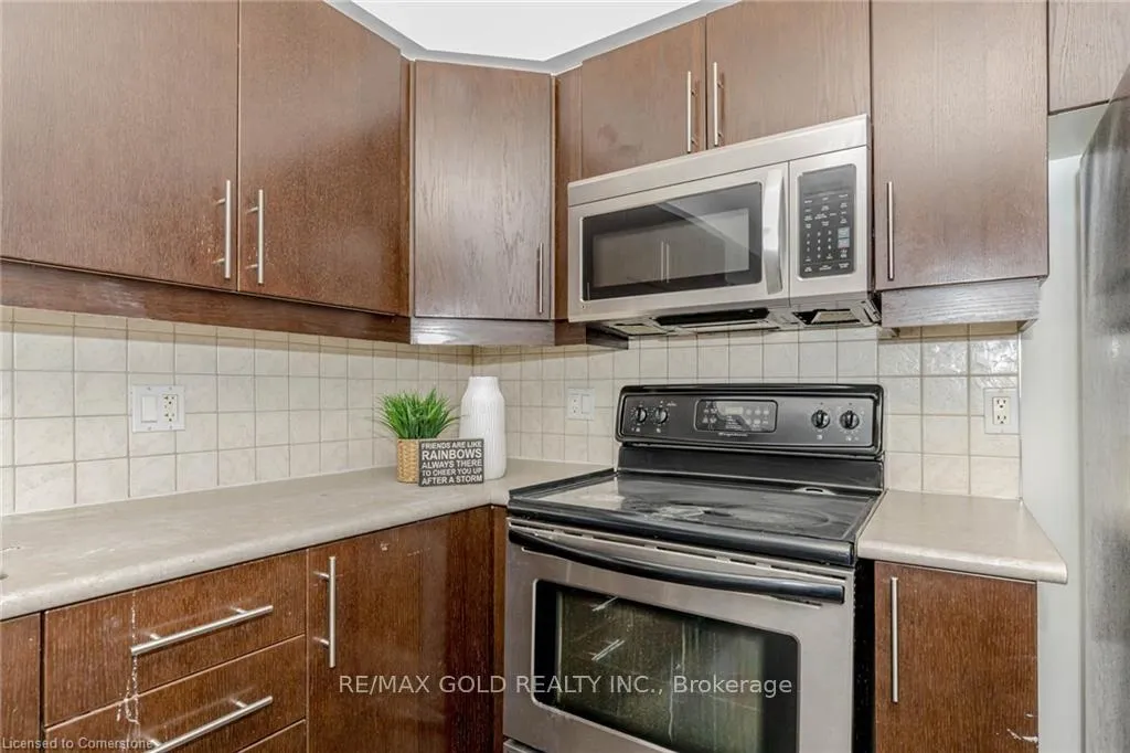 Photo 17 of 167 Sims Estate Drive, Kitchener, Grand River South — HOMEH