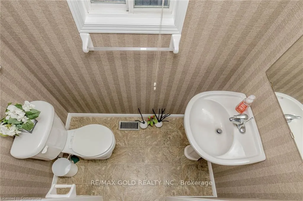 Photo 19 of 167 Sims Estate Drive, Kitchener, Grand River South — HOMEH