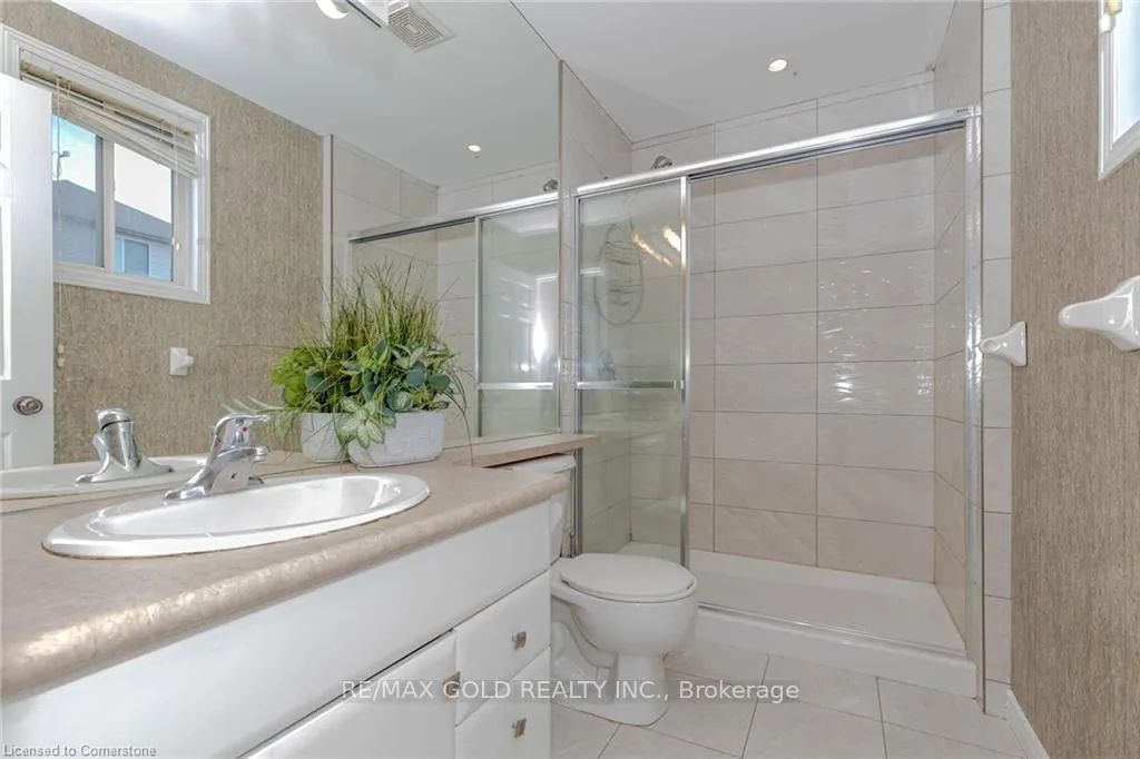 Photo 20 of 167 Sims Estate Drive, Kitchener, Grand River South — HOMEH