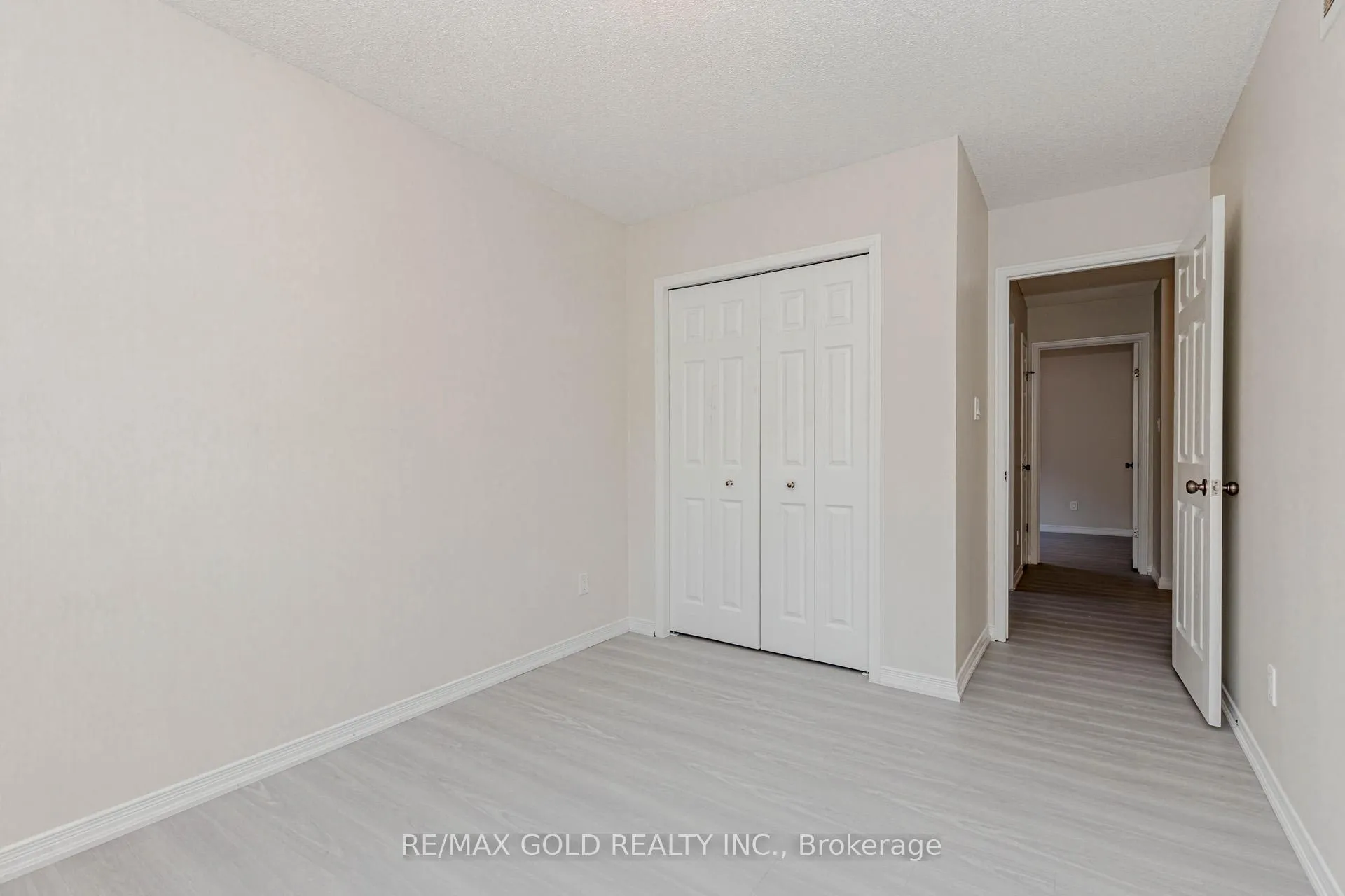 Photo 39 of 167 Sims Estate Drive, Kitchener, Grand River South — HOMEH