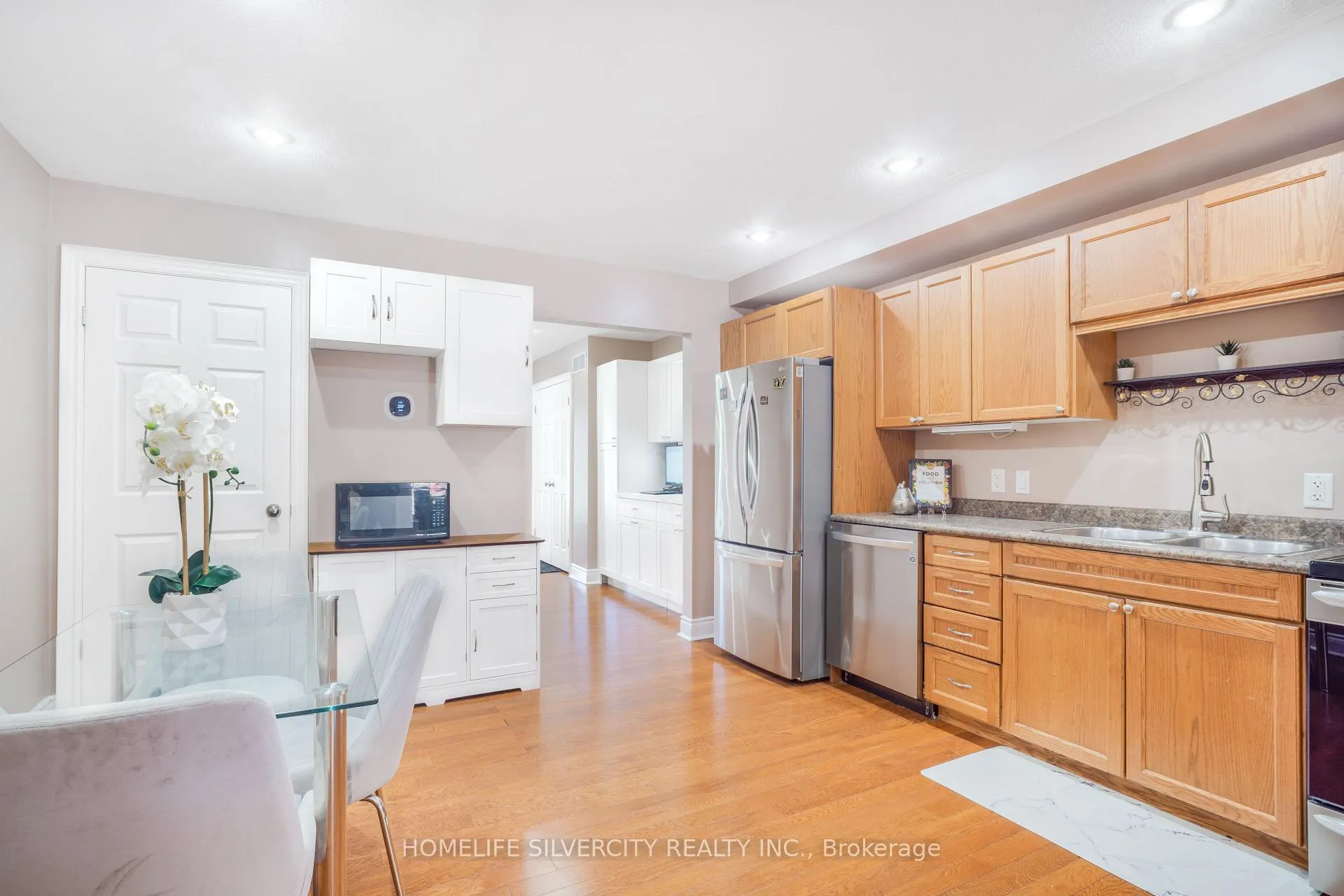 Photo 4 of 27 Ormond Street N, Thorold, Thorold Downtown — HOMEH